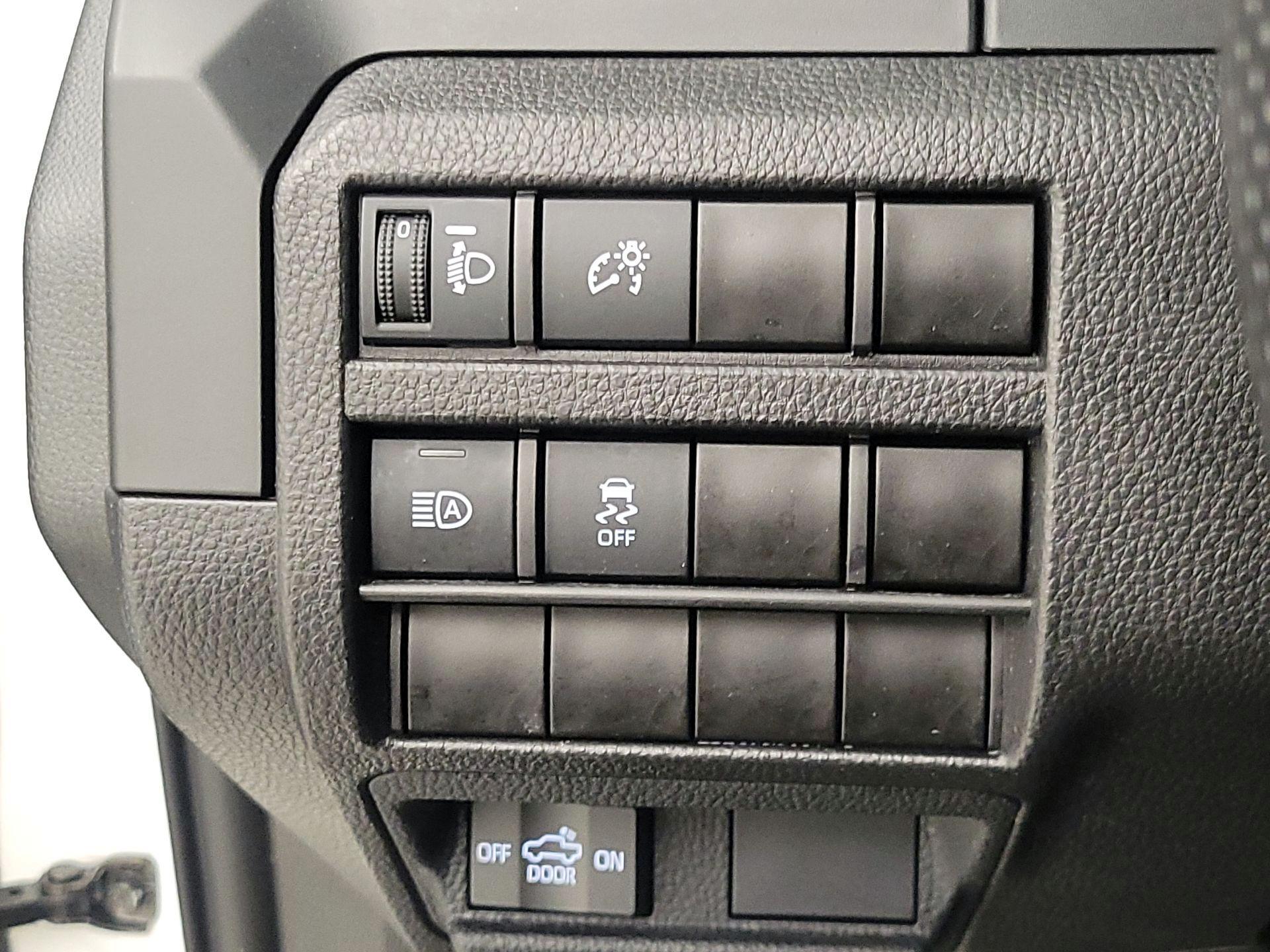 Thumbnail: 2024 Toyota Tacoma - 13