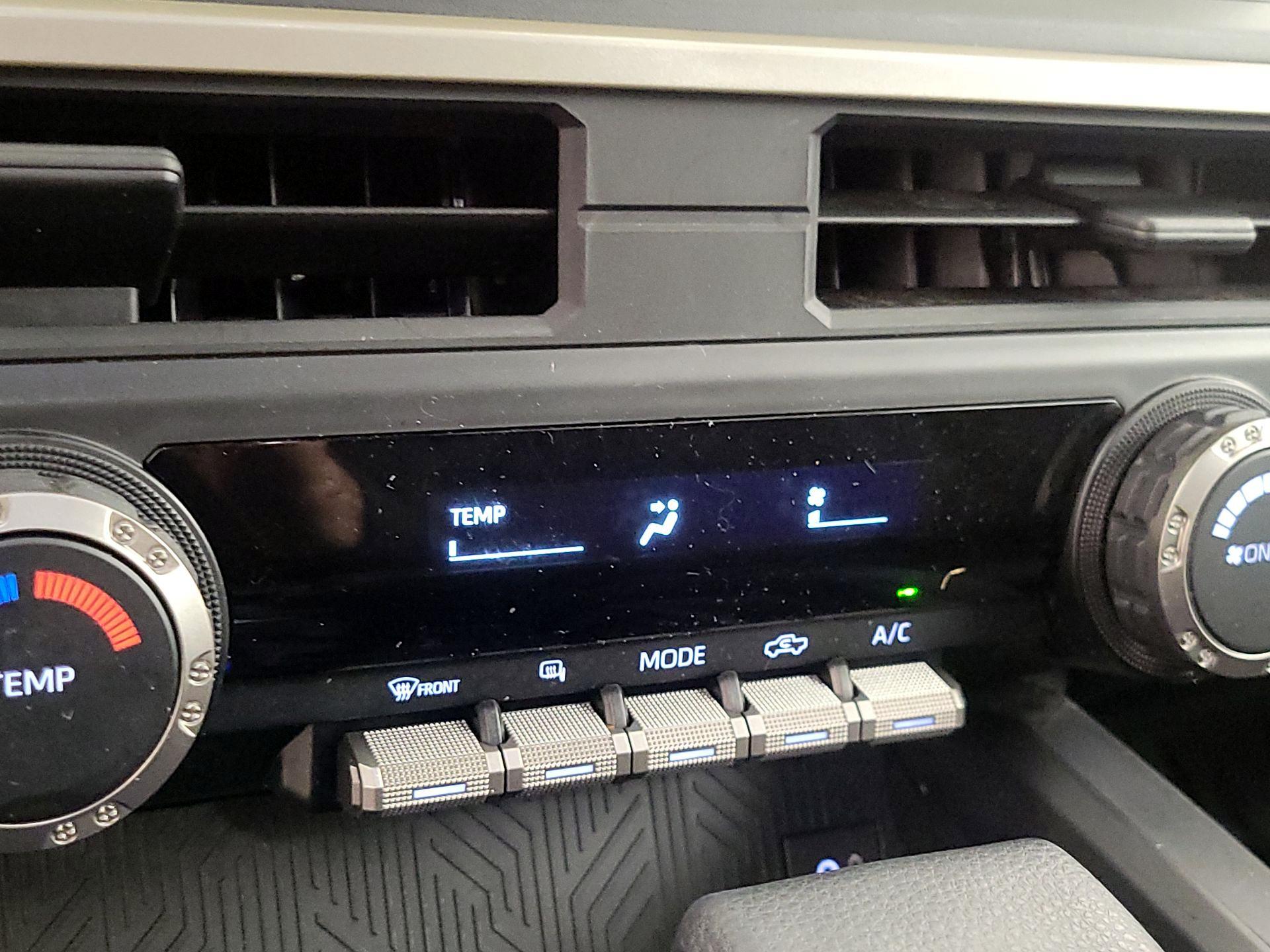 Thumbnail: 2024 Toyota Tacoma - 16