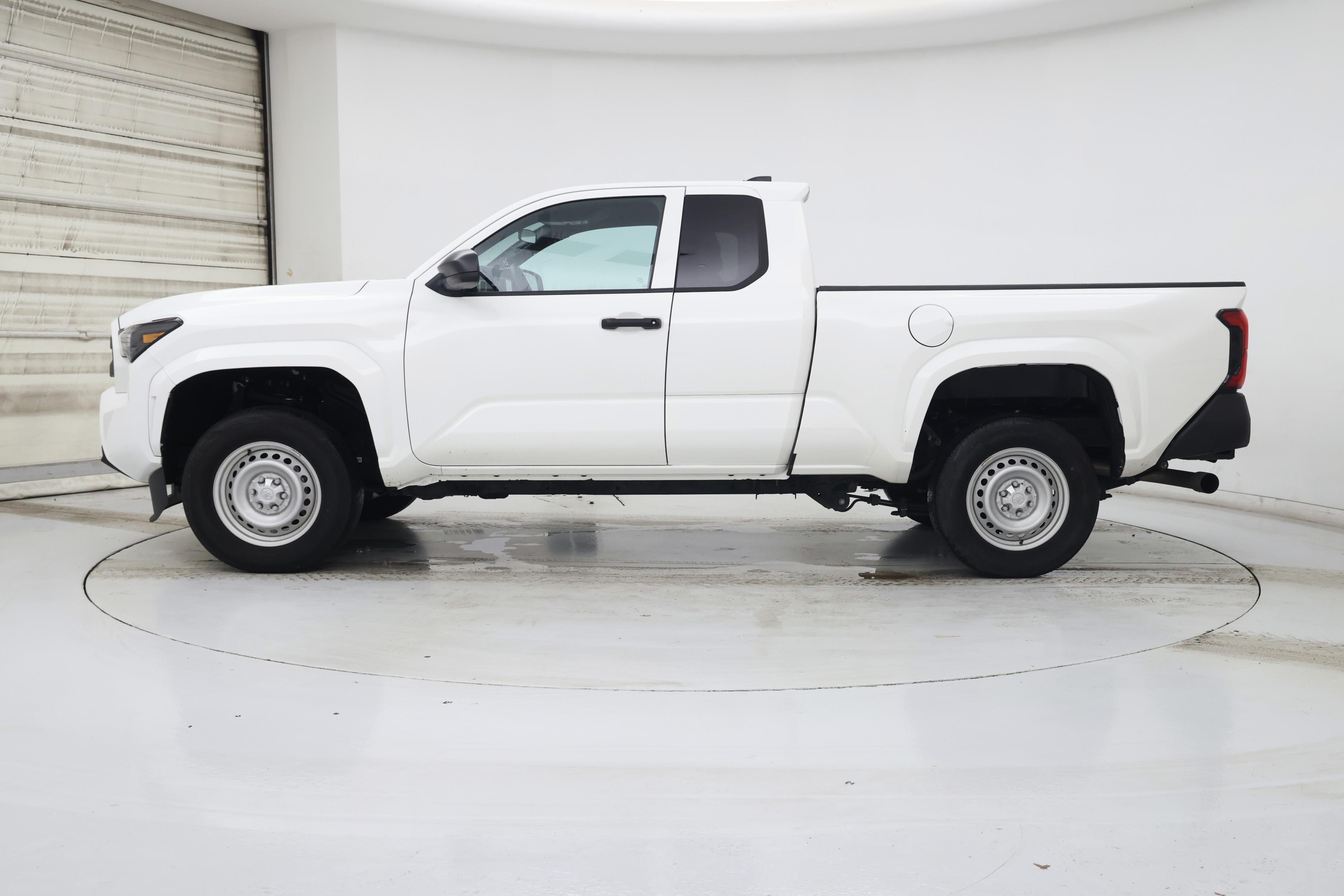 Thumbnail: 2024 Toyota Tacoma - 3