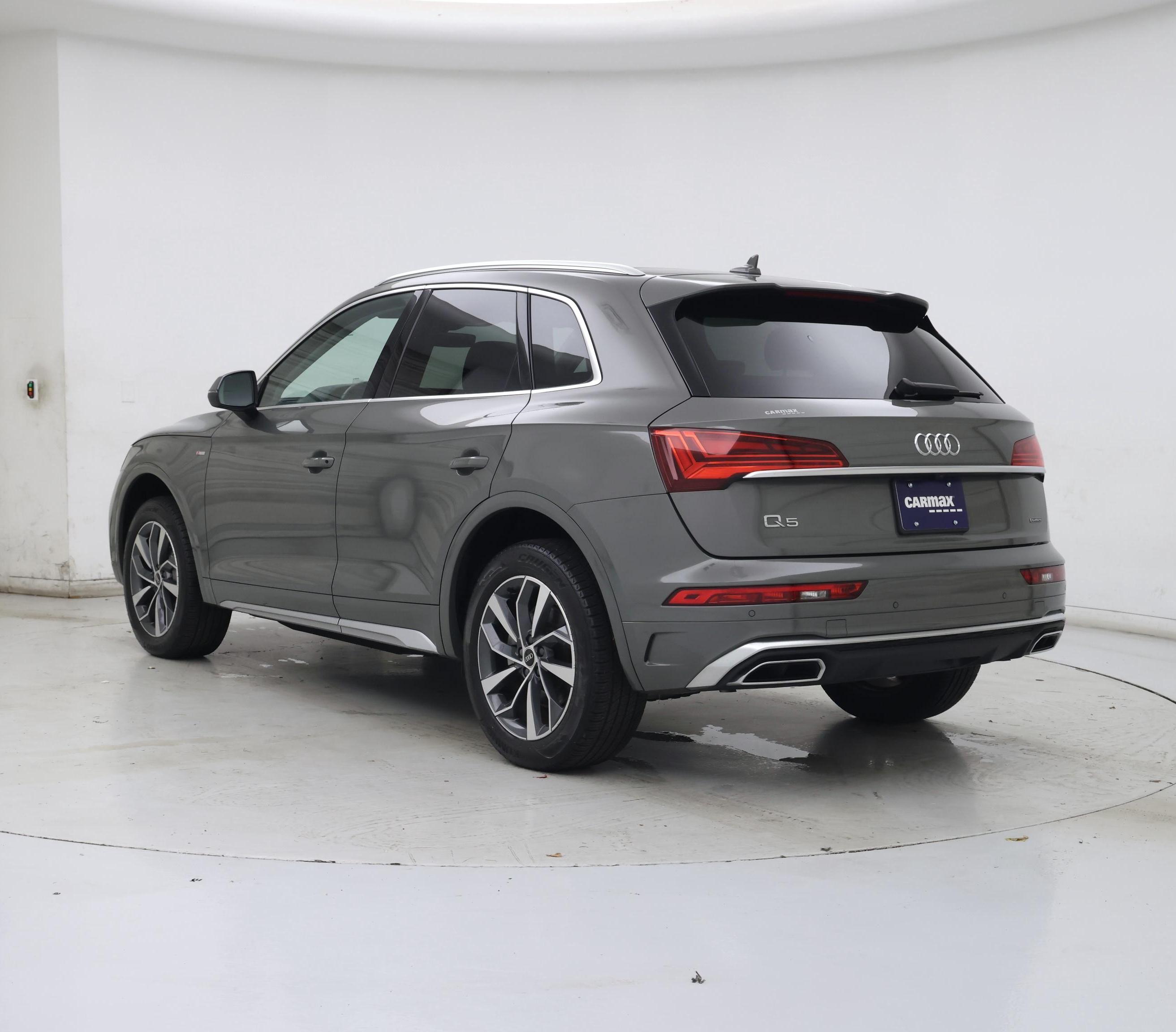 Thumbnail: 2023 Audi Q5 - 2
