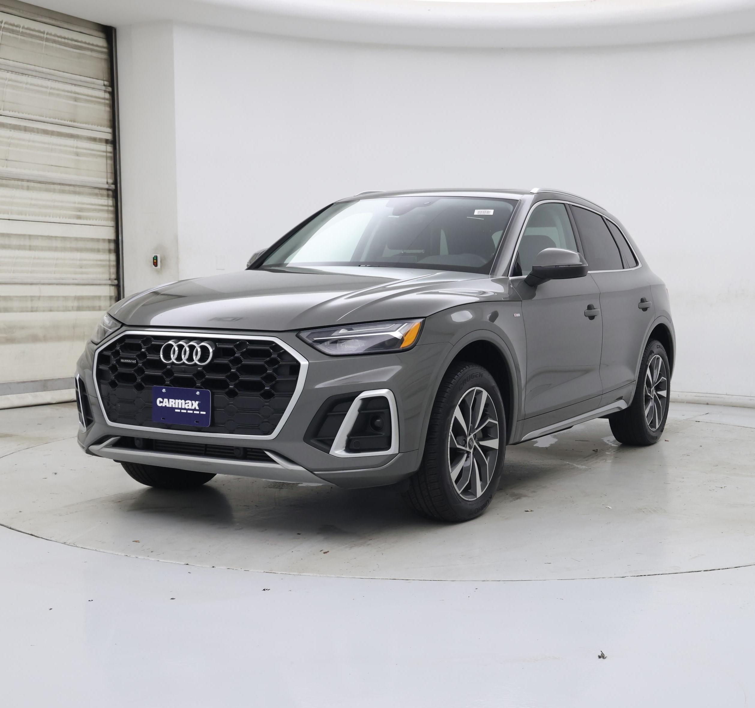 Thumbnail: 2023 Audi Q5 - 4