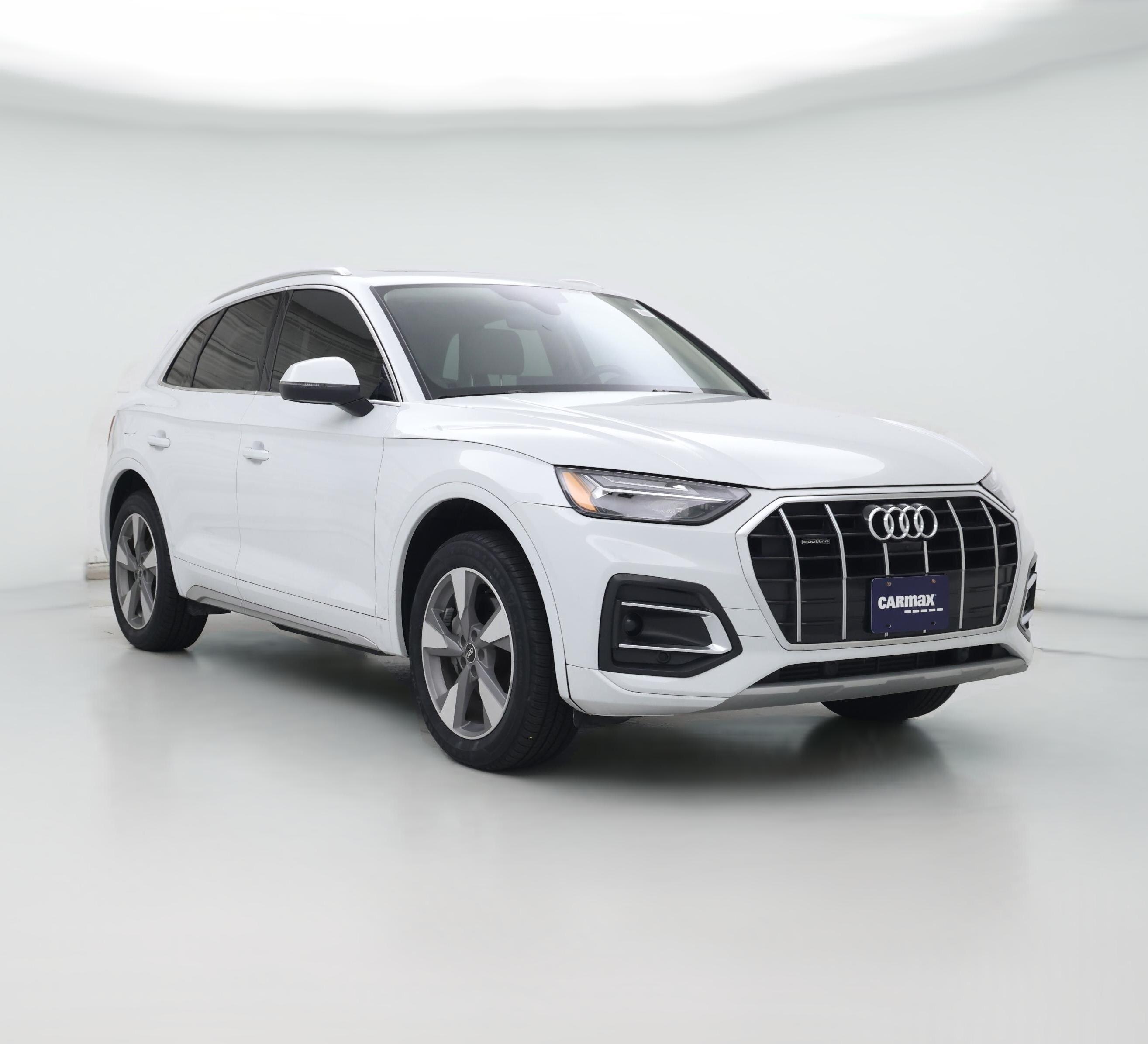 Thumbnail: 2023 Audi Q5 - 1