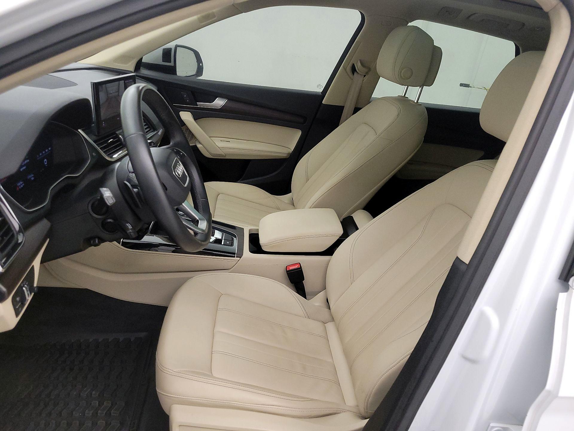 Thumbnail: 2023 Audi Q5 - 11