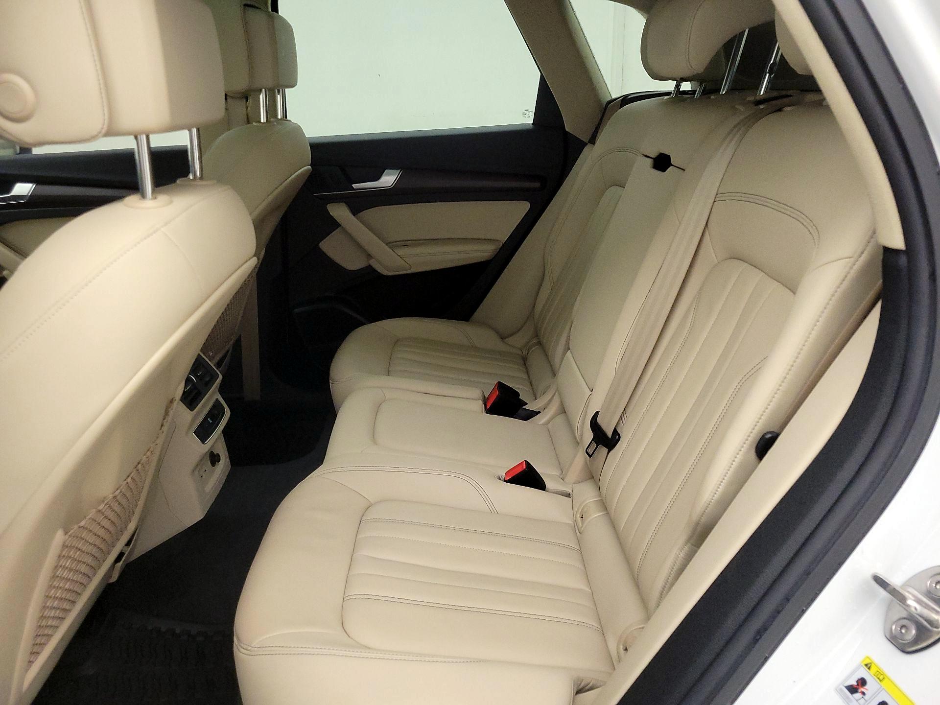 Thumbnail: 2023 Audi Q5 - 20