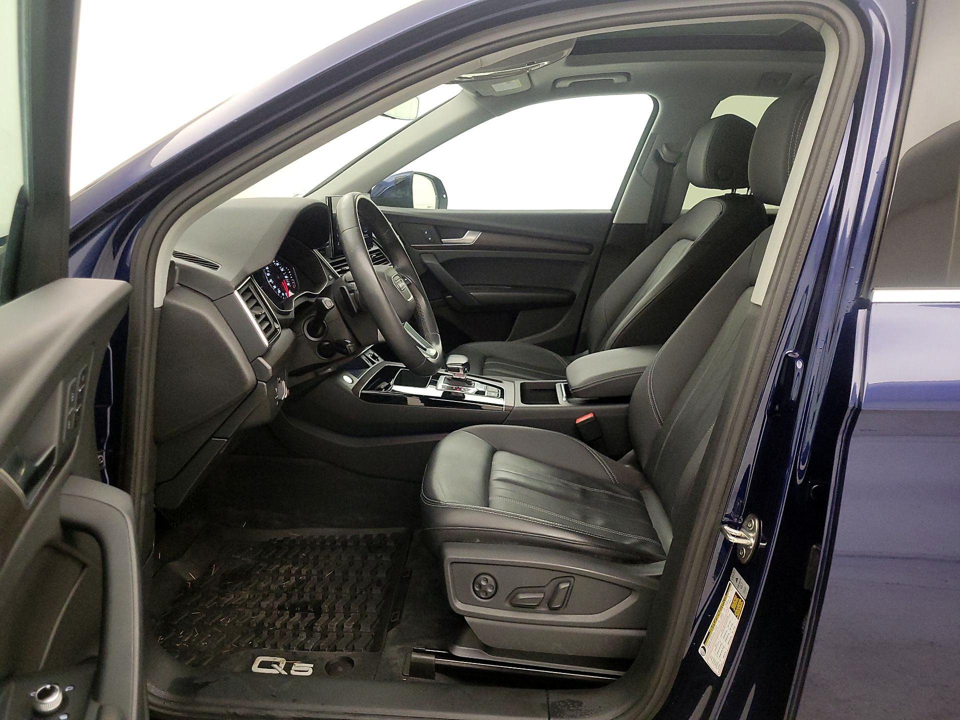 Thumbnail: 2022 Audi Q5 - 11