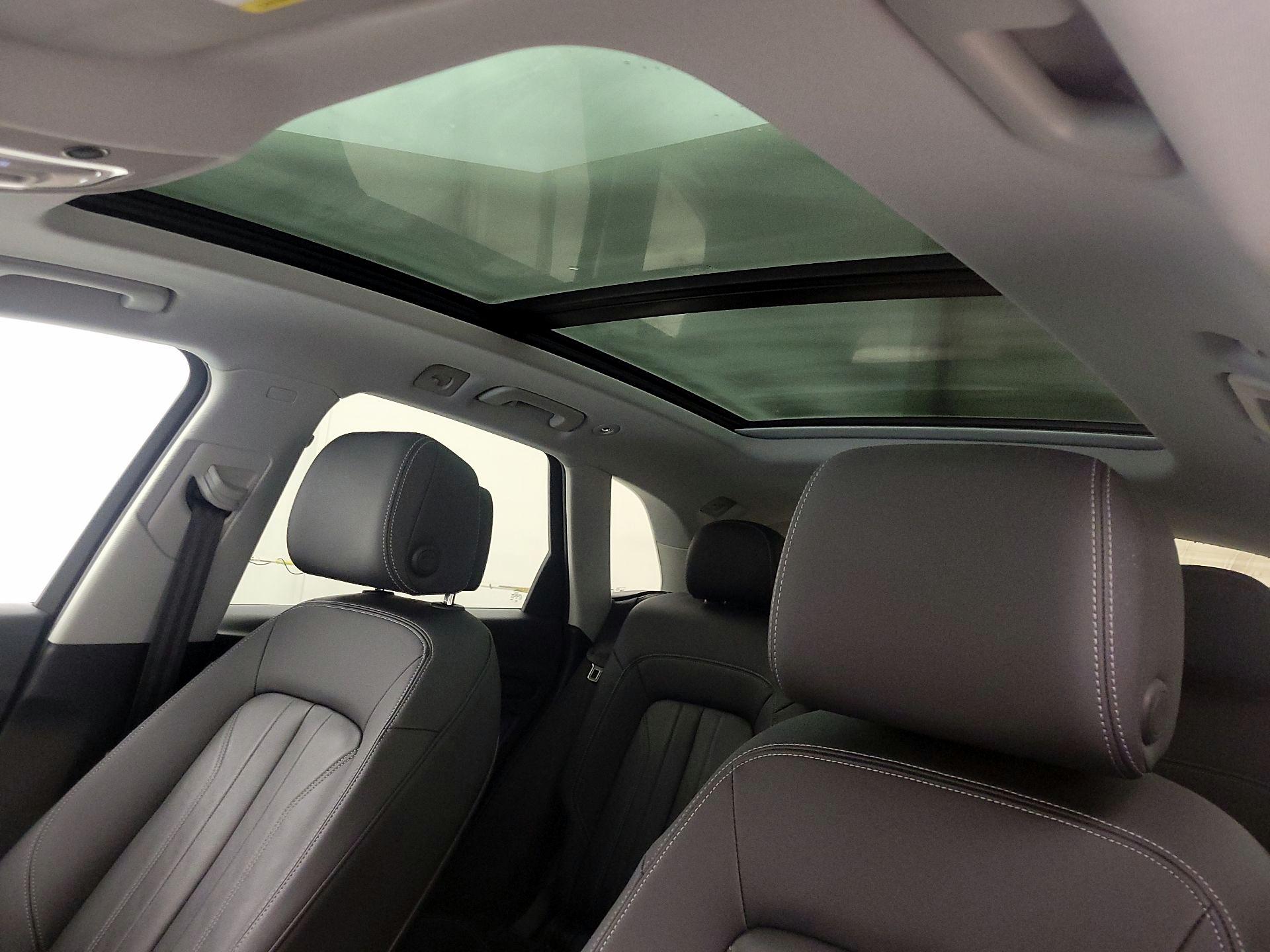 Thumbnail: 2022 Audi Q5 - 19