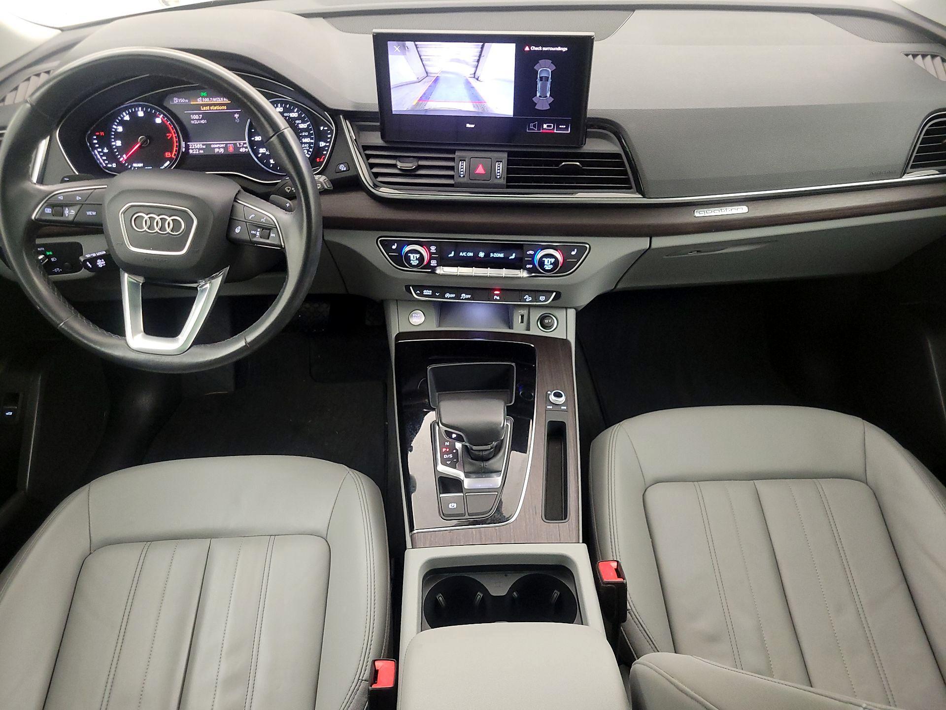 Thumbnail: 2023 Audi Q5 - 9