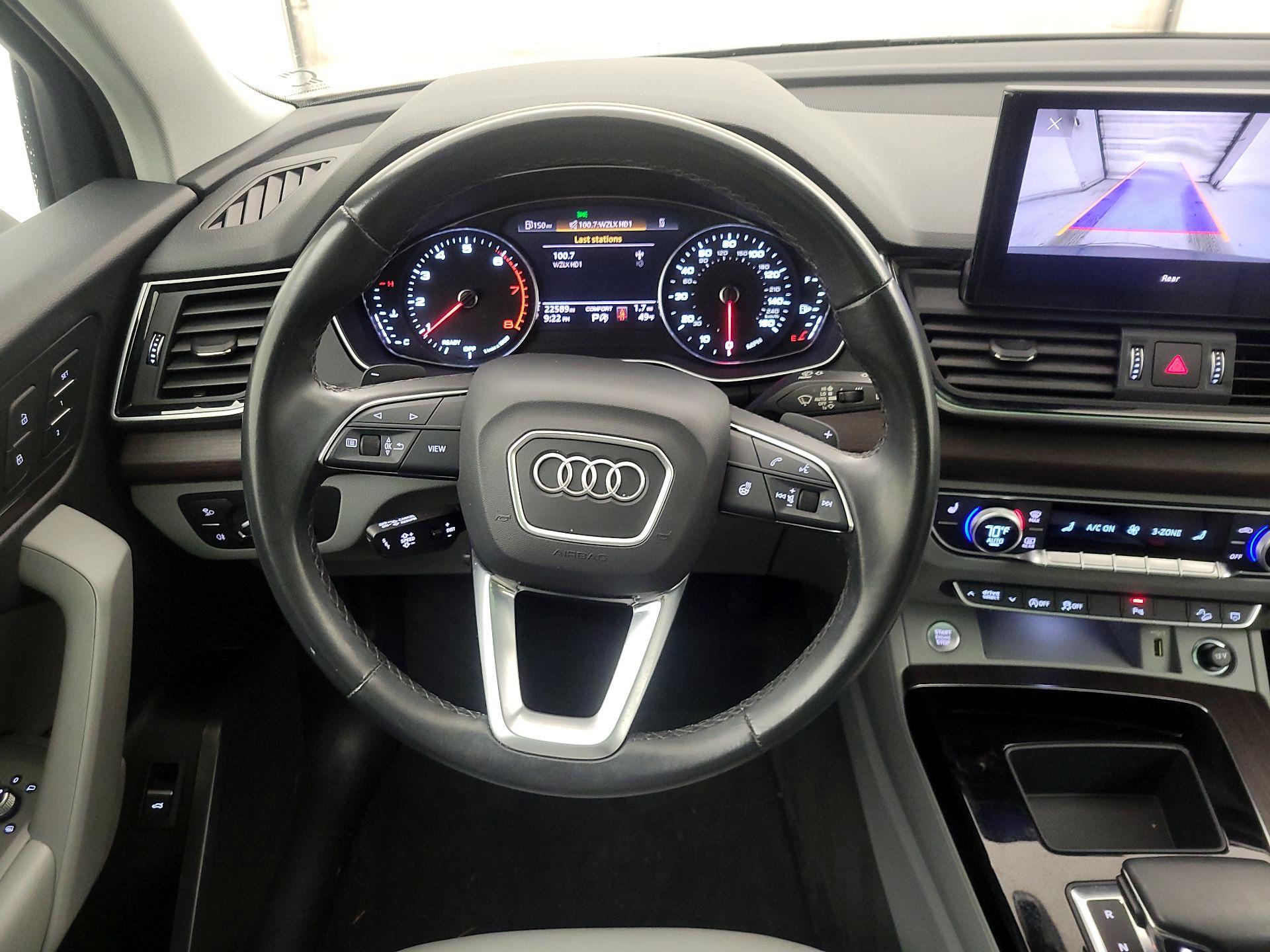 Thumbnail: 2023 Audi Q5 - 10