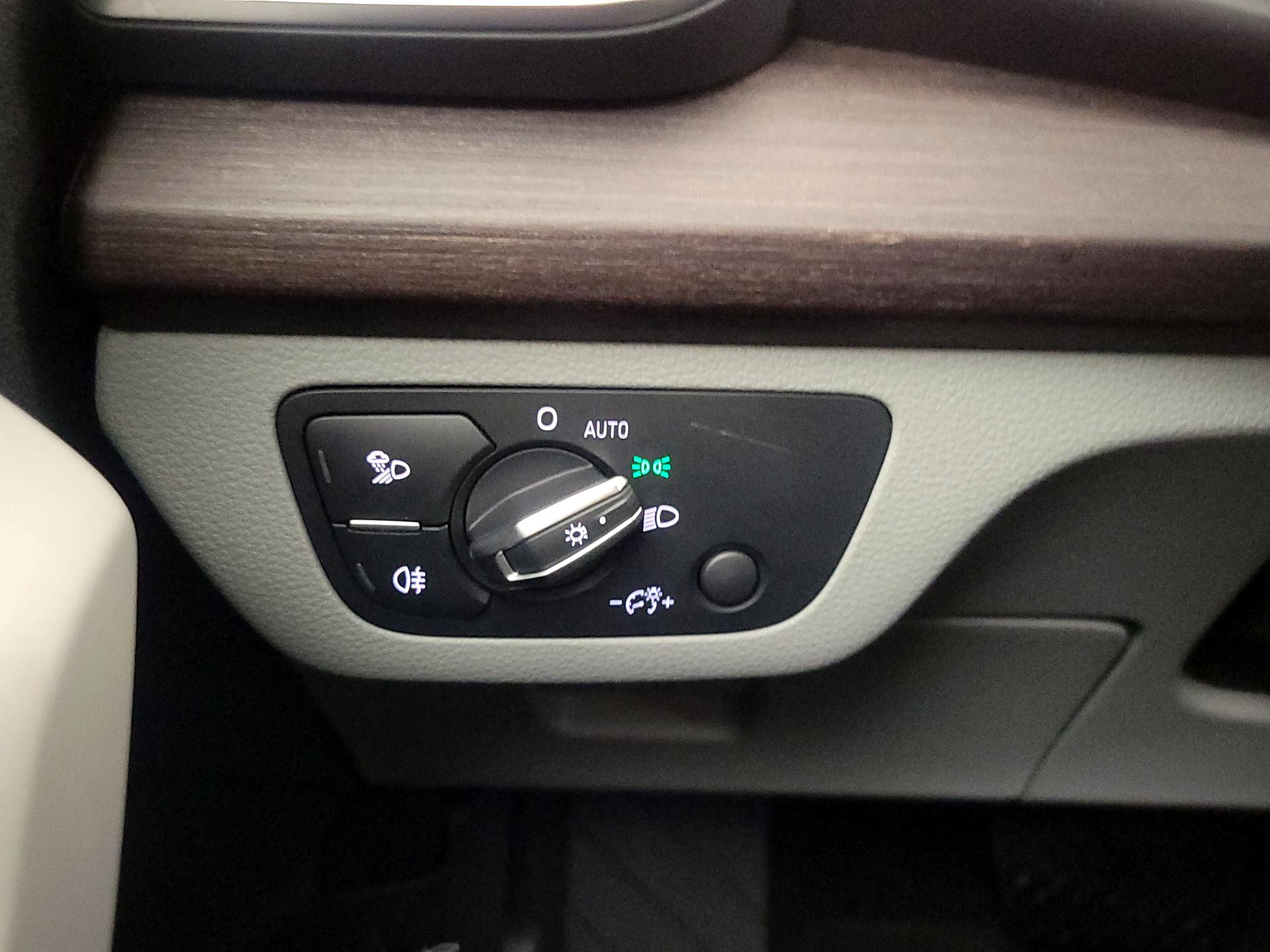 Thumbnail: 2023 Audi Q5 - 13