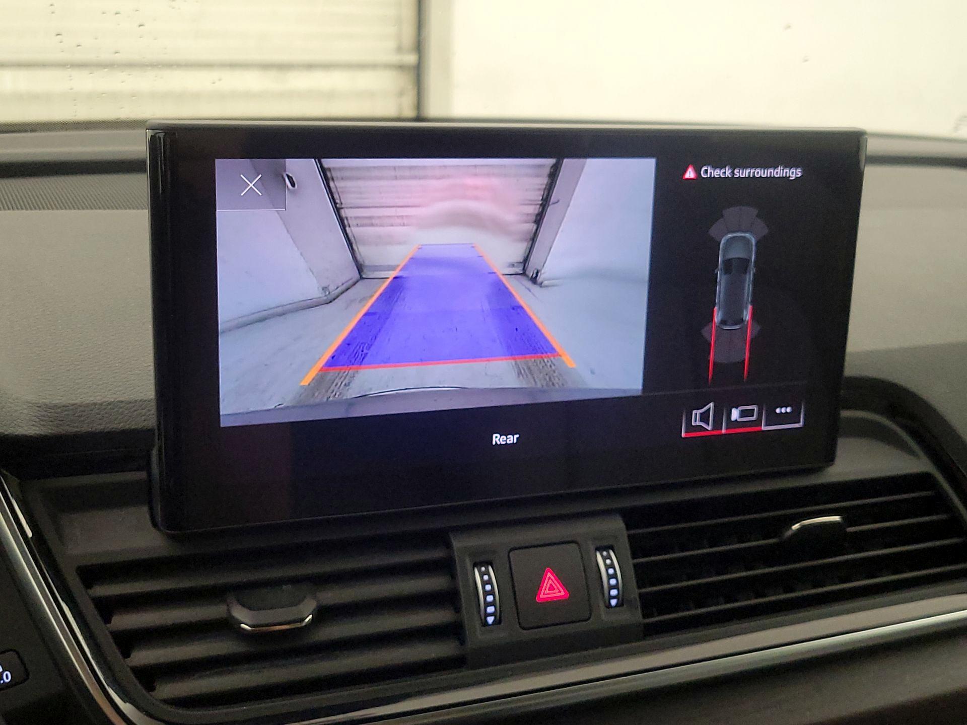 Thumbnail: 2023 Audi Q5 - 14