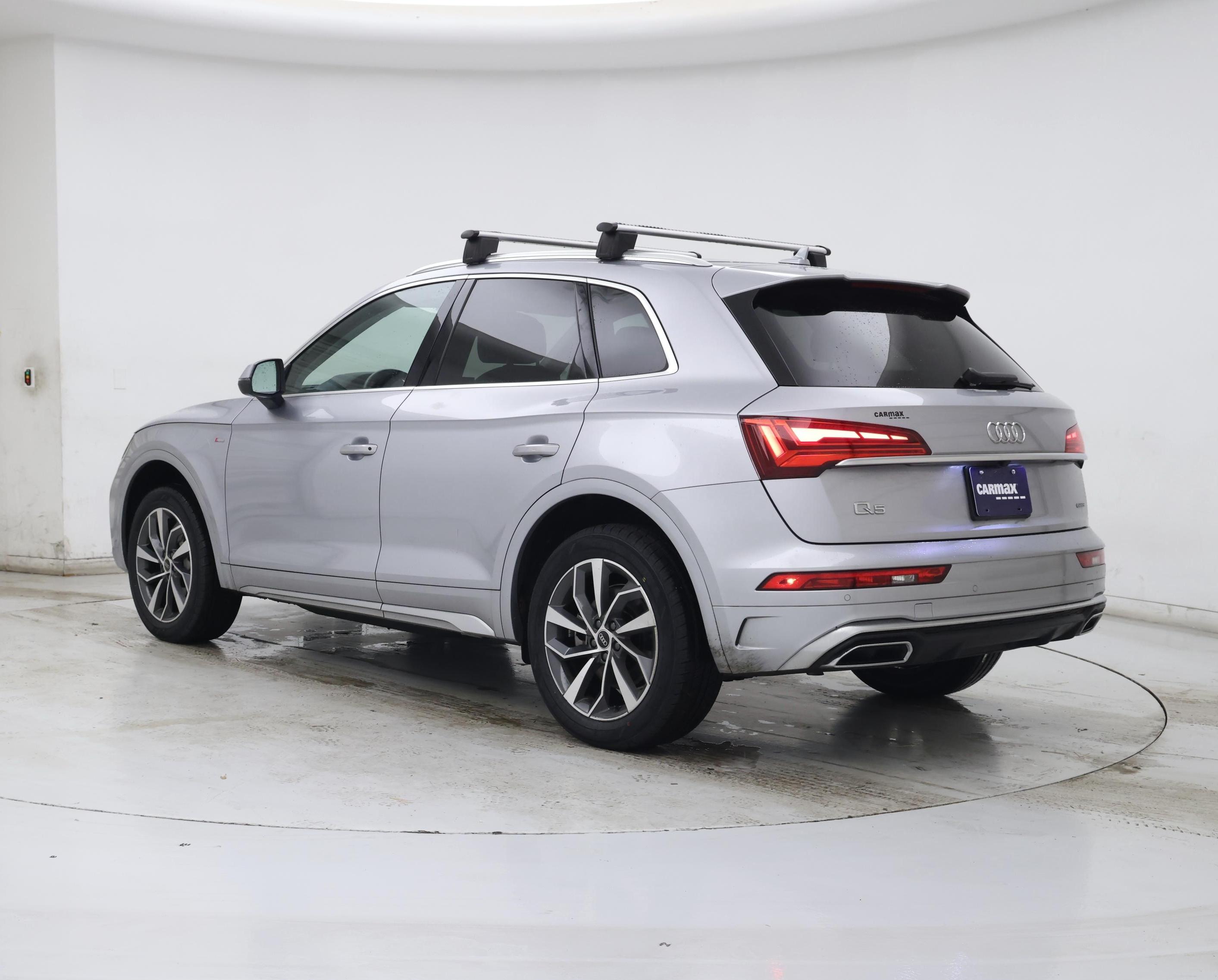 Thumbnail: 2023 Audi Q5 - 2