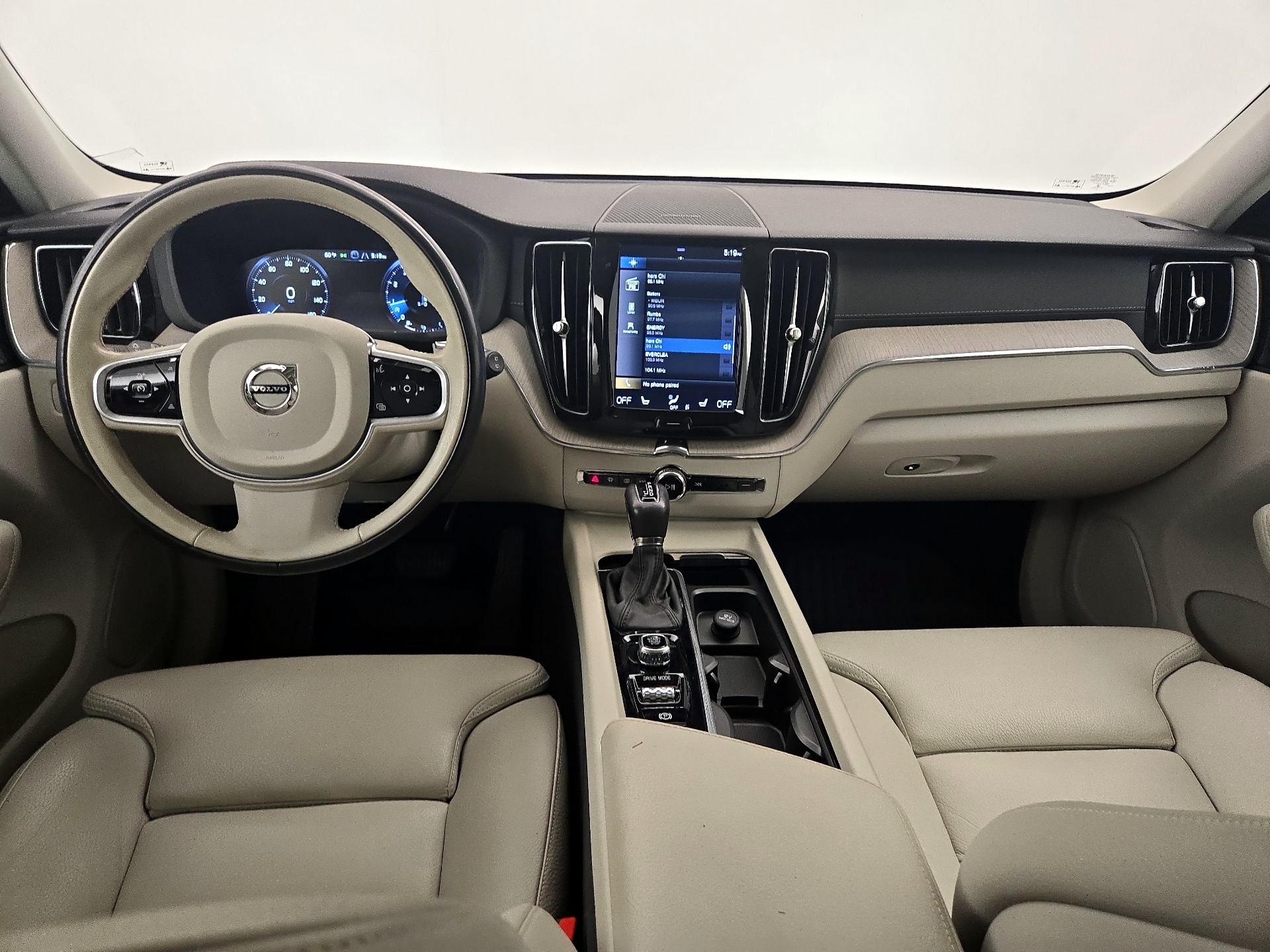 Thumbnail: 2020 Volvo XC60 - 9