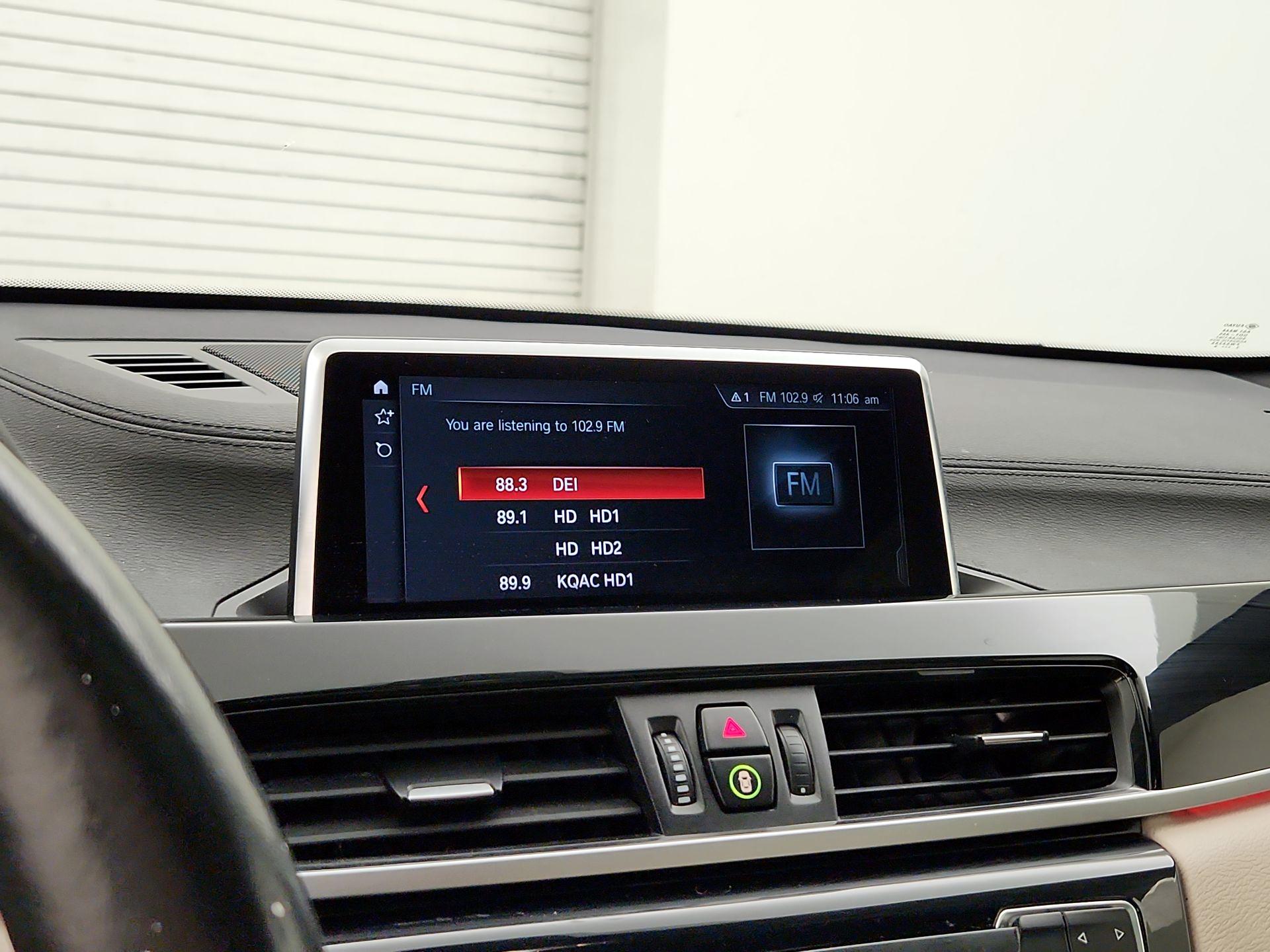 Thumbnail: 2020 BMW X1 - 16