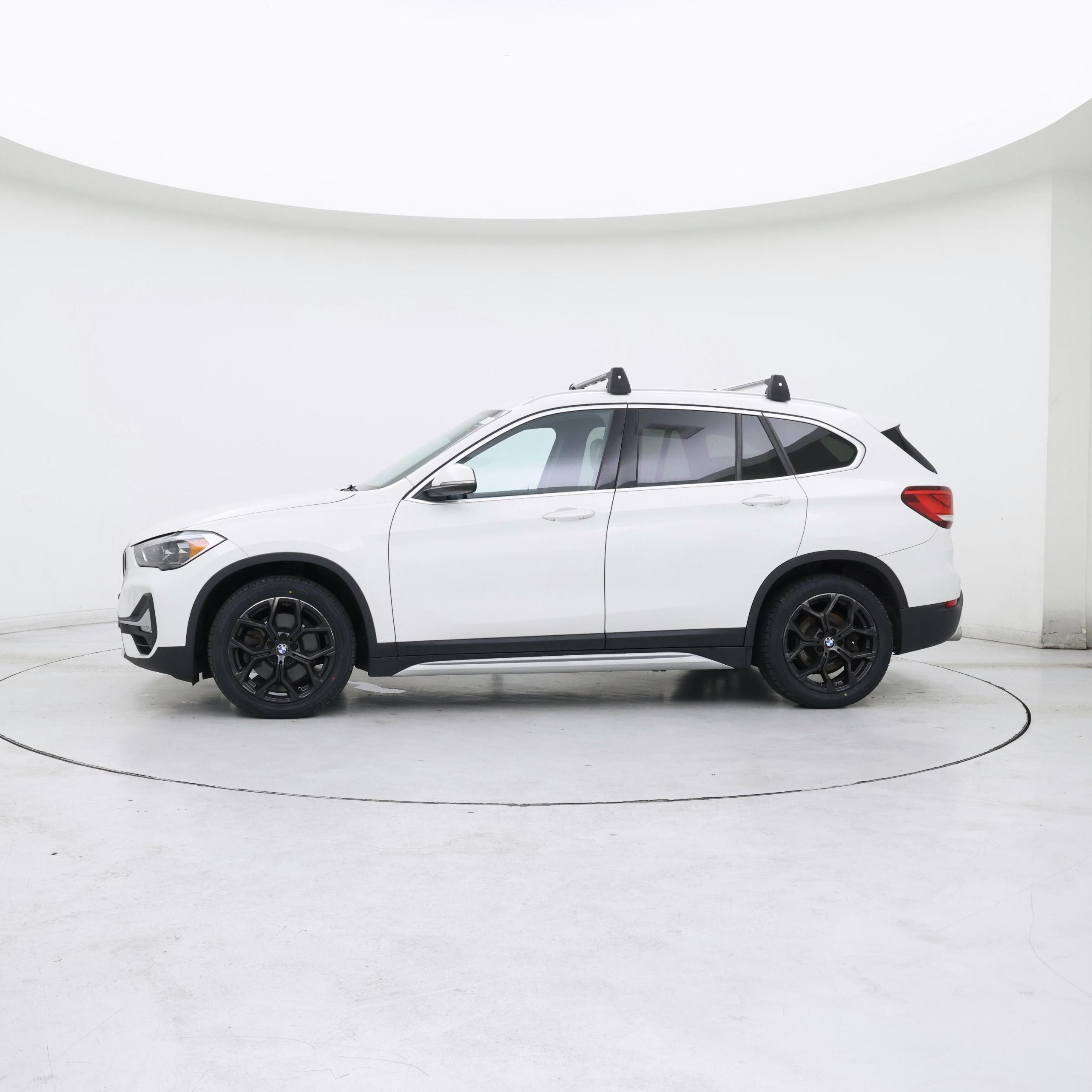 Thumbnail: 2020 BMW X1 - 3