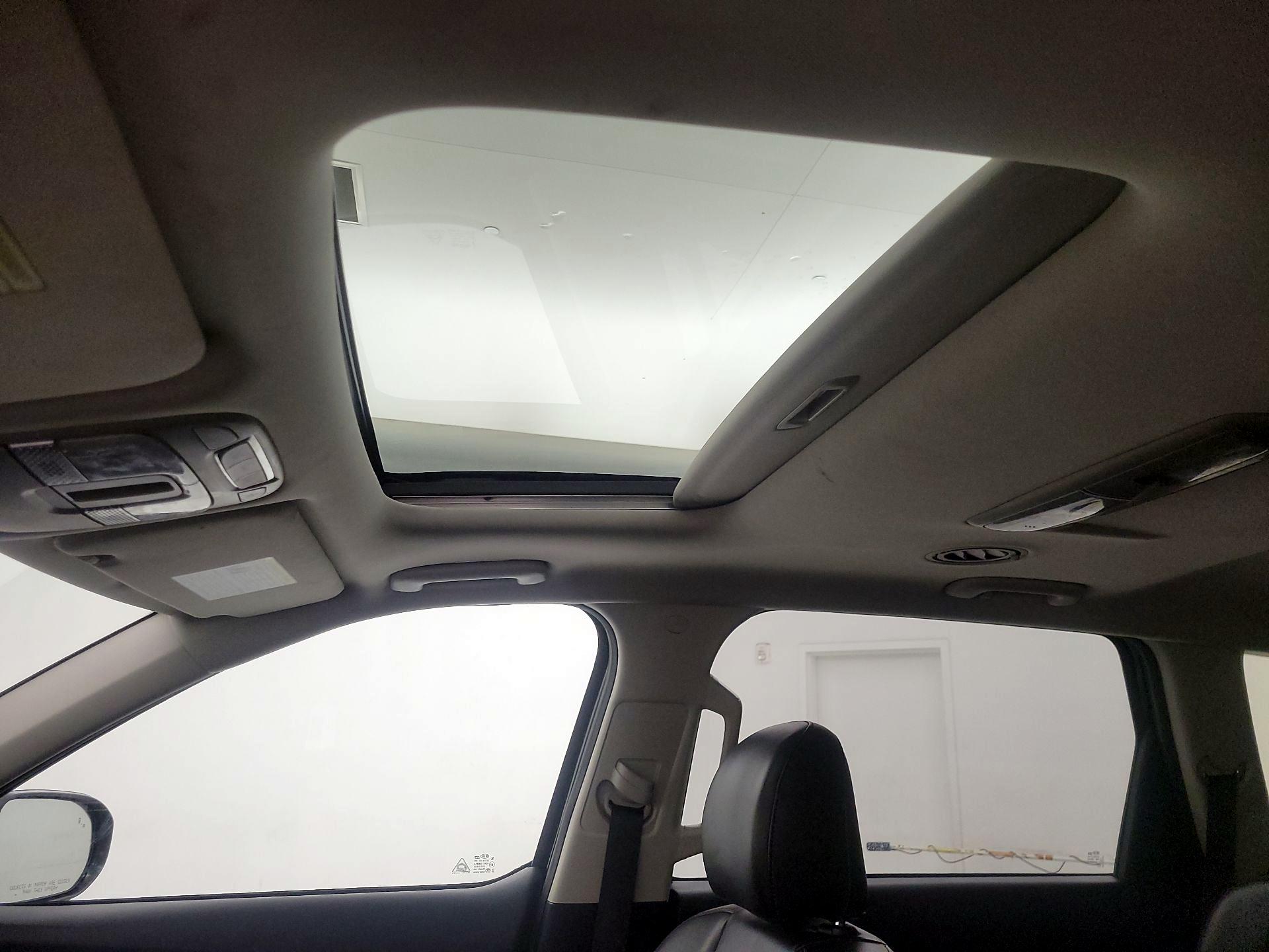 Thumbnail: 2020 Kia Telluride - 19