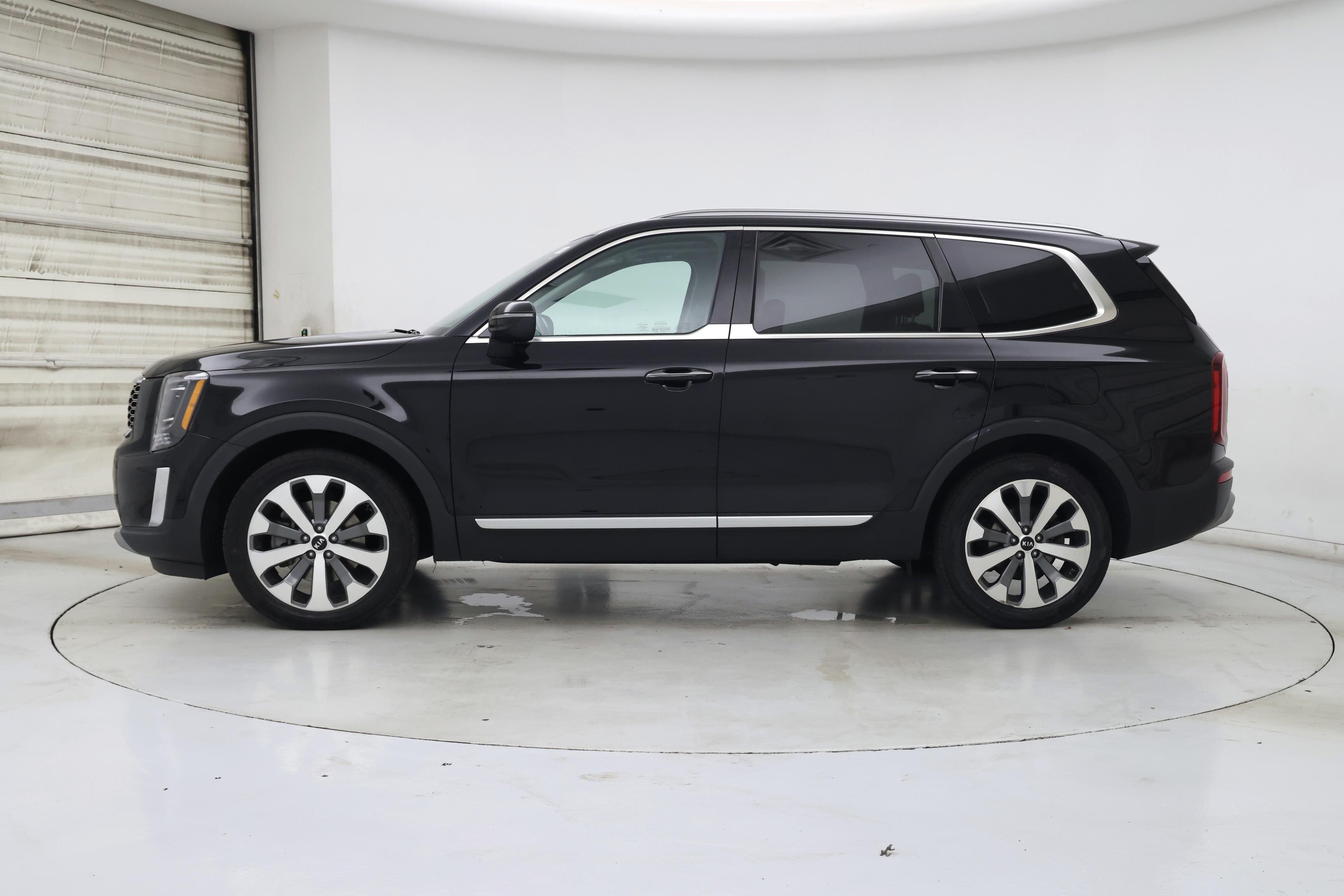 Thumbnail: 2020 Kia Telluride - 3