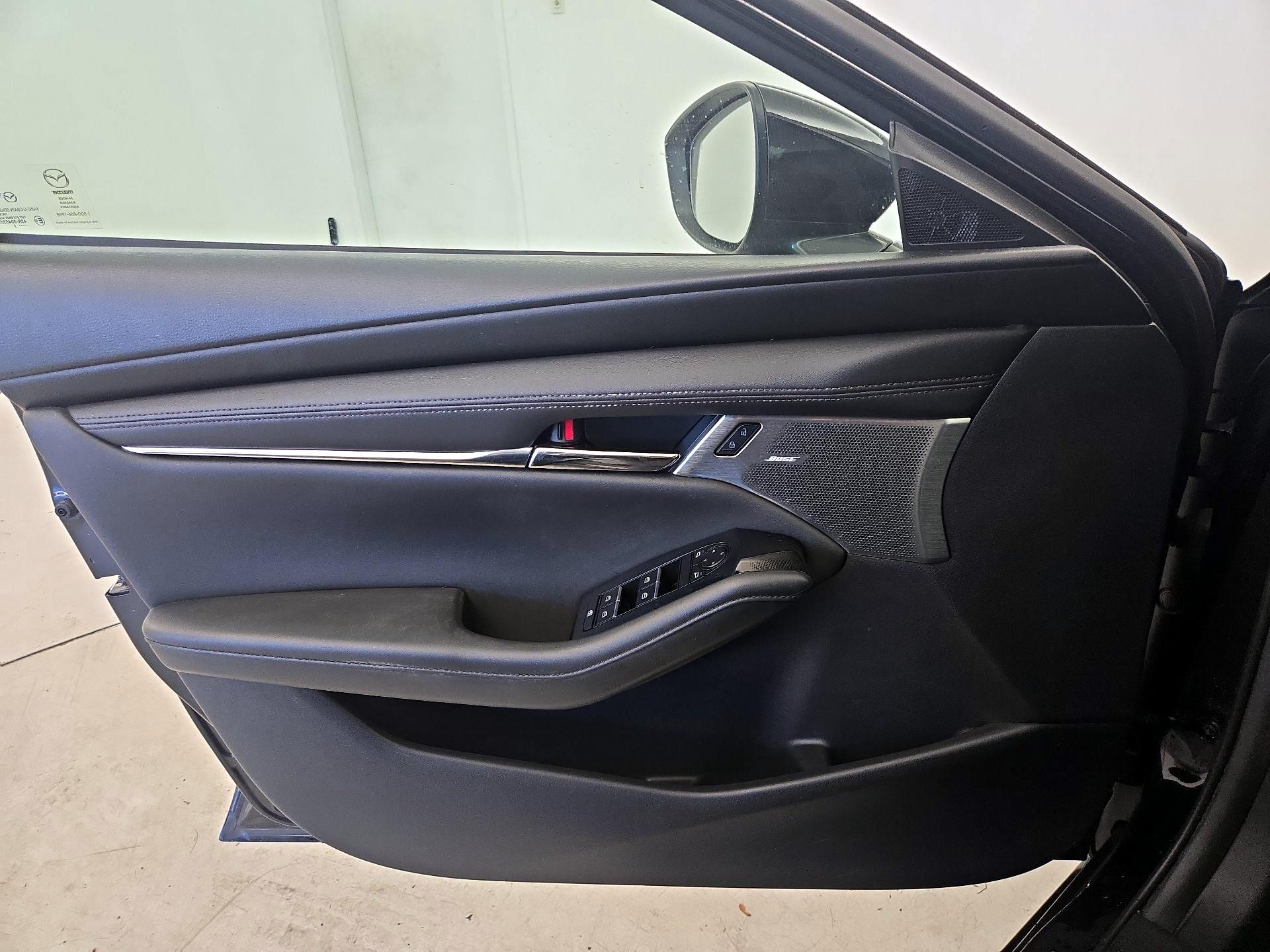 Thumbnail: 2019 Mazda Mazda3 - 12