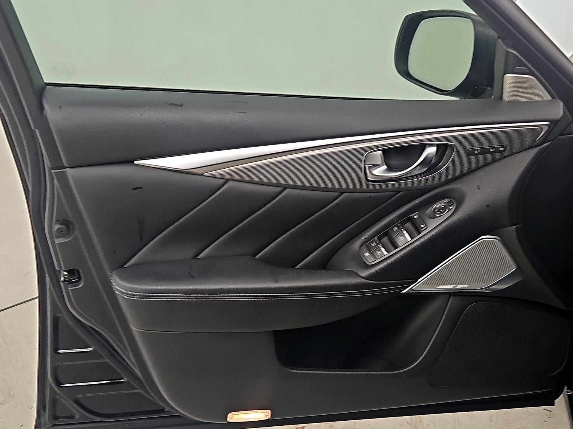 Thumbnail: 2017 INFINITI Q50 - 12