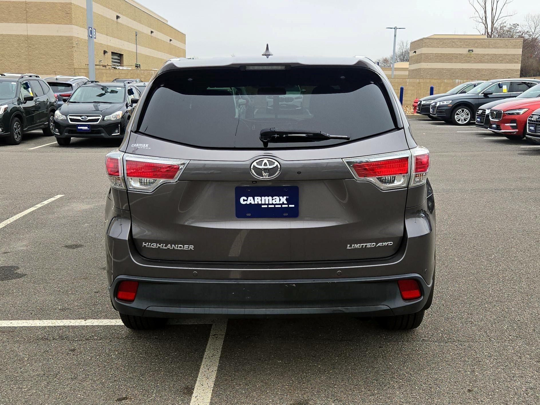 Thumbnail: 2016 Toyota Highlander - 6