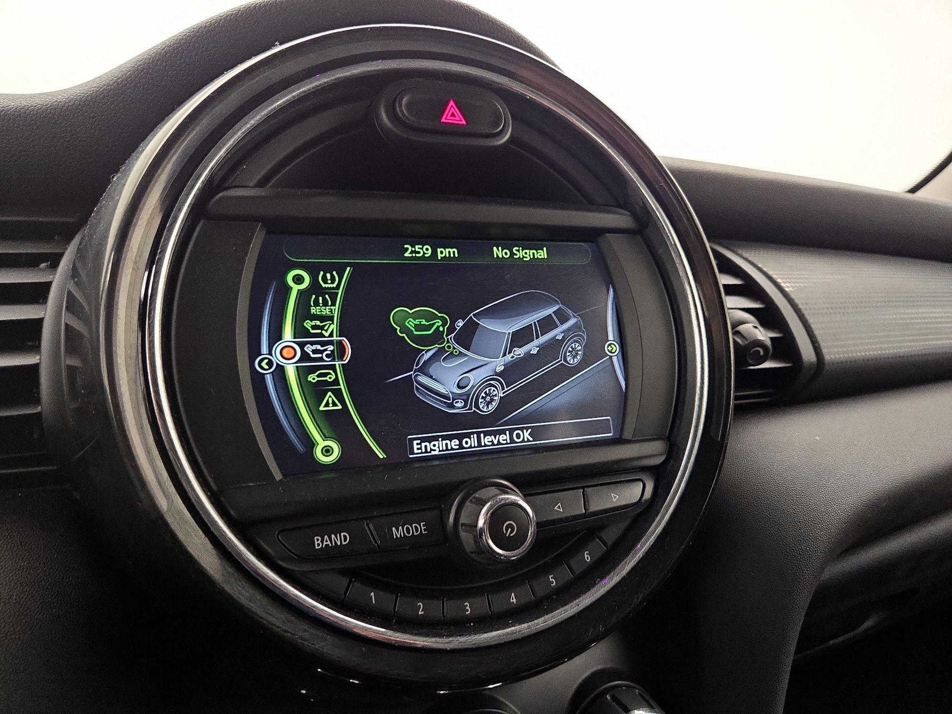 Thumbnail: 2017 MINI Cooper Hardtop - 14