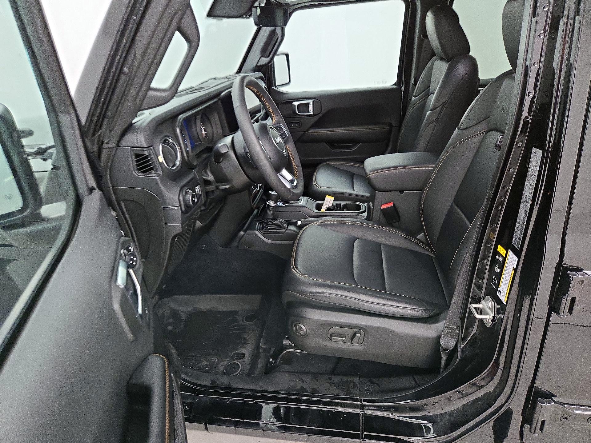 Thumbnail: 2024 Jeep Wrangler - 11