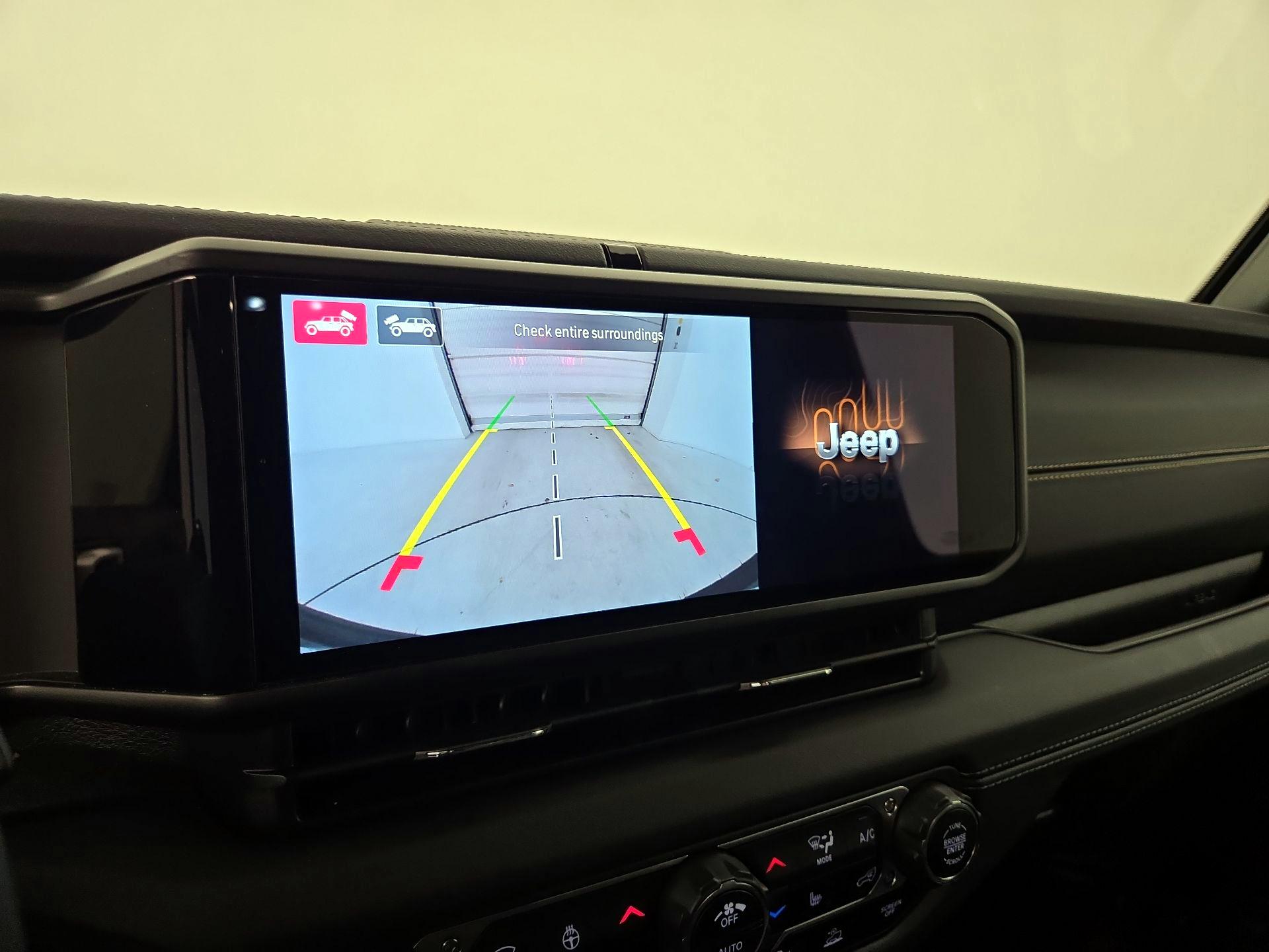 Thumbnail: 2024 Jeep Wrangler - 15