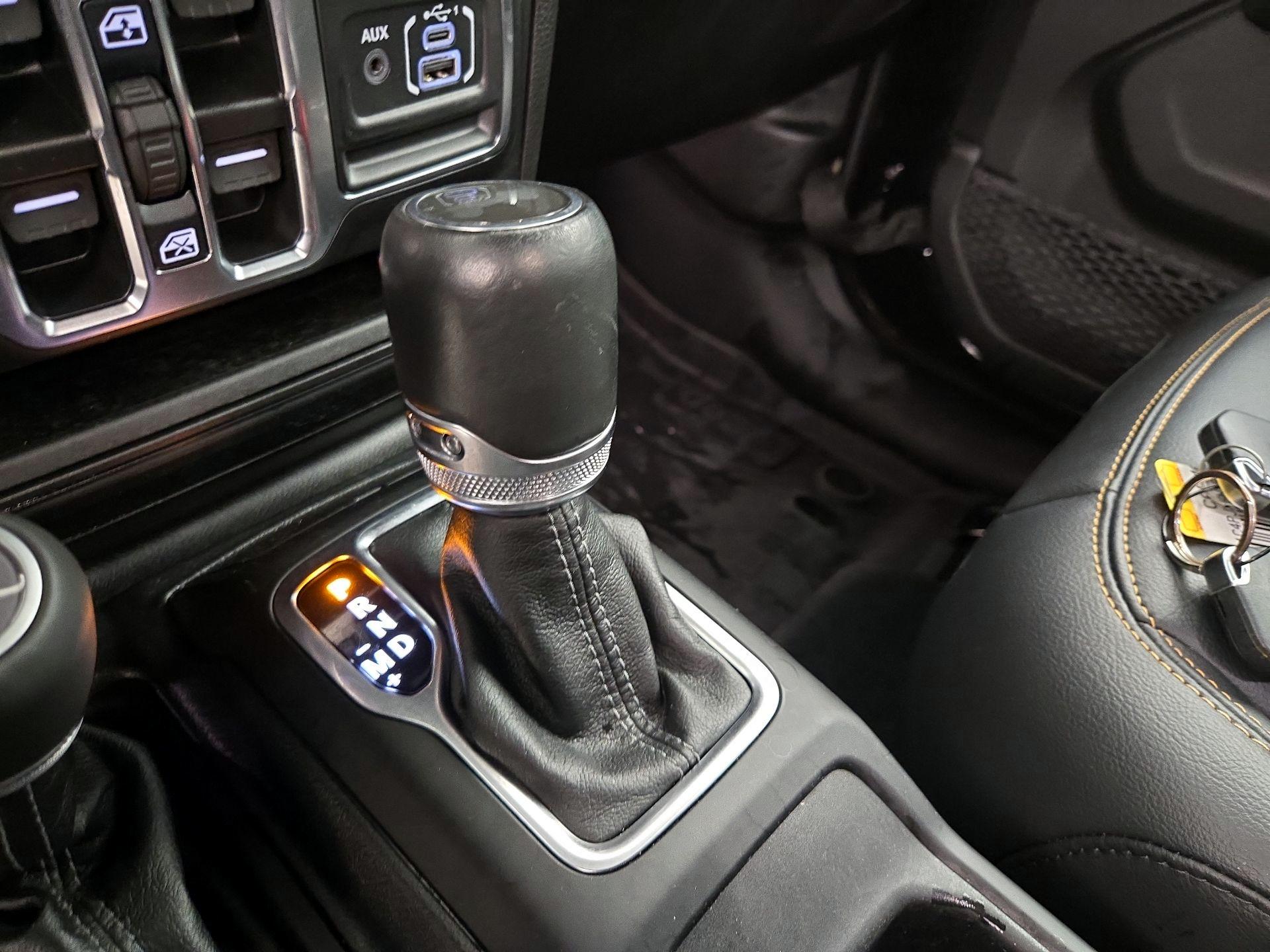 Thumbnail: 2024 Jeep Wrangler - 18