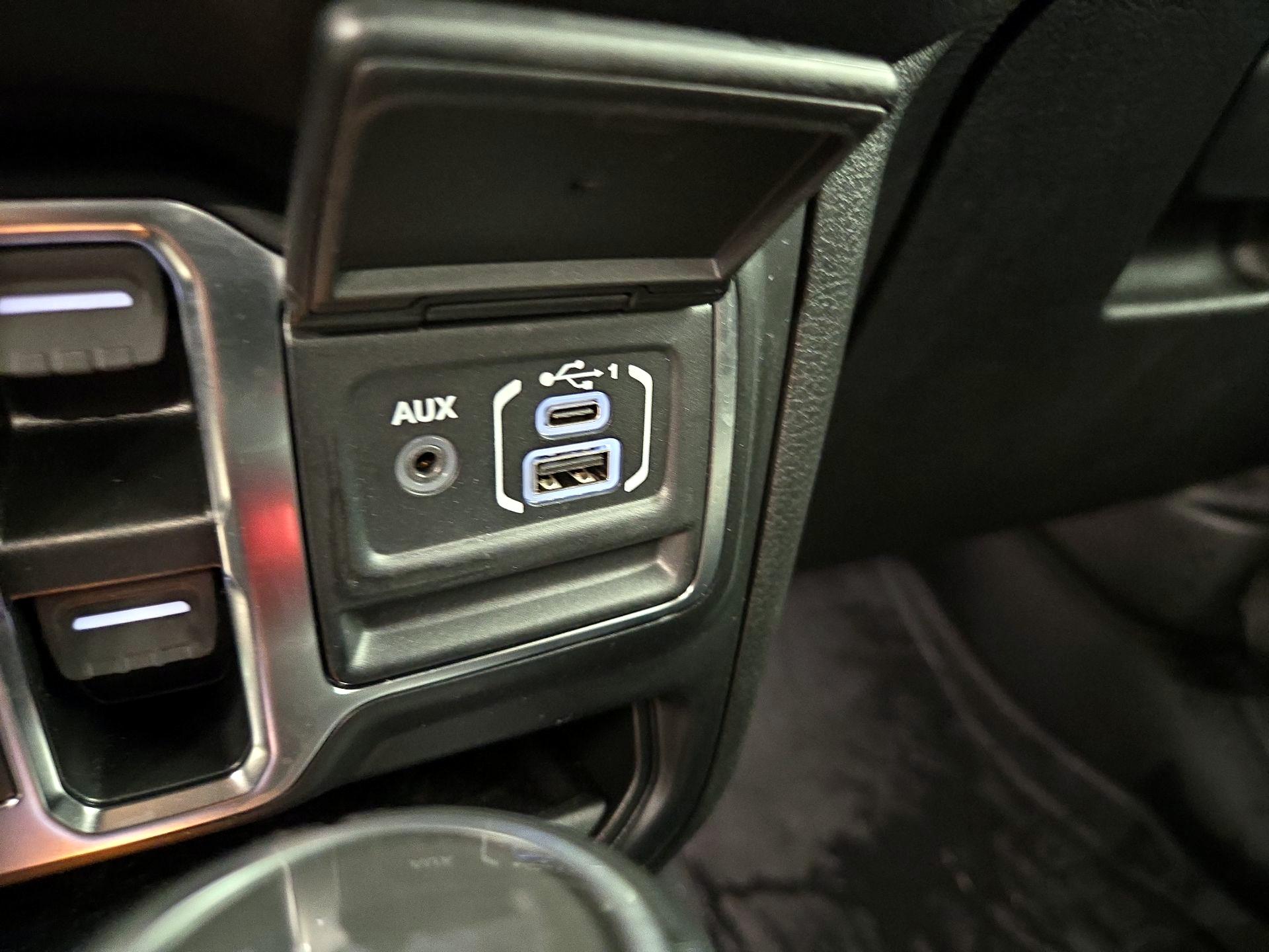 Thumbnail: 2024 Jeep Wrangler - 19