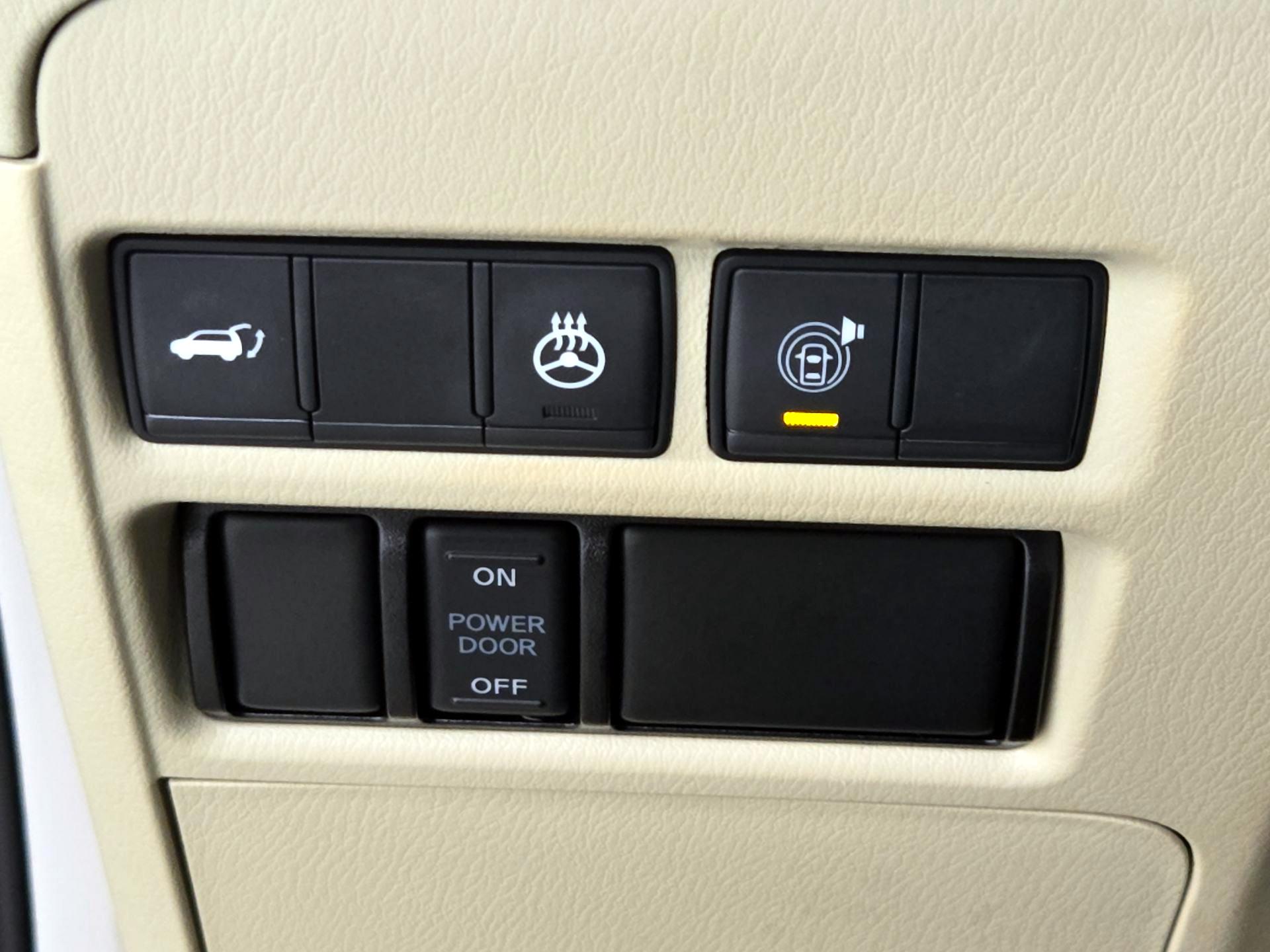 Thumbnail: 2022 INFINITI QX80 - 13