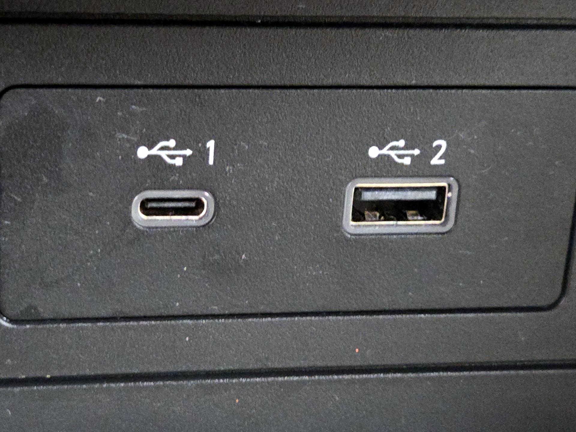 Thumbnail: 2022 INFINITI QX80 - 19