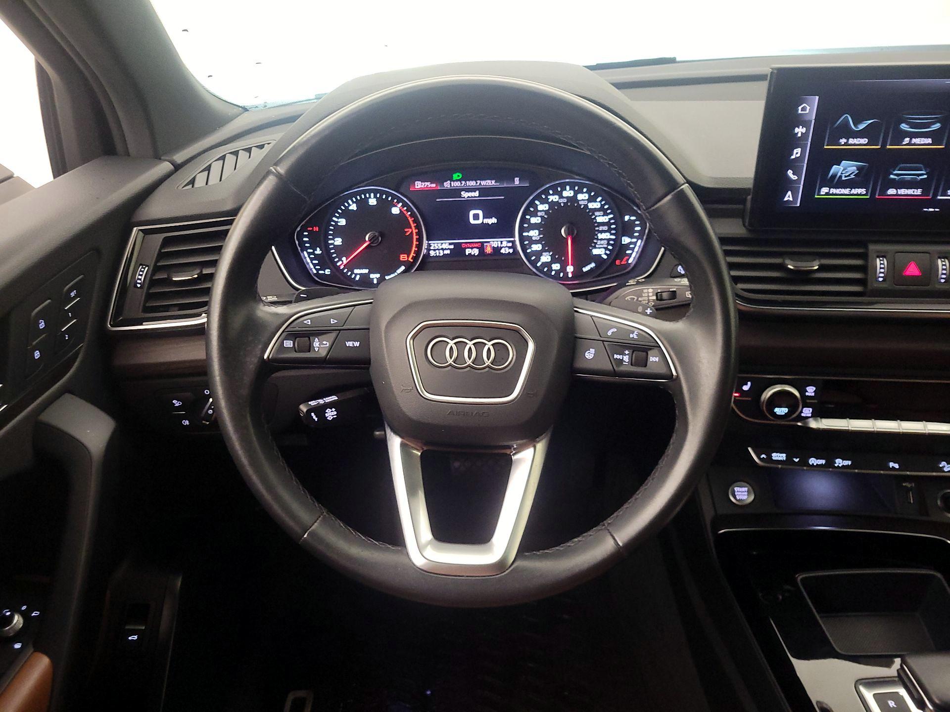 Thumbnail: 2022 Audi Q5 - 10