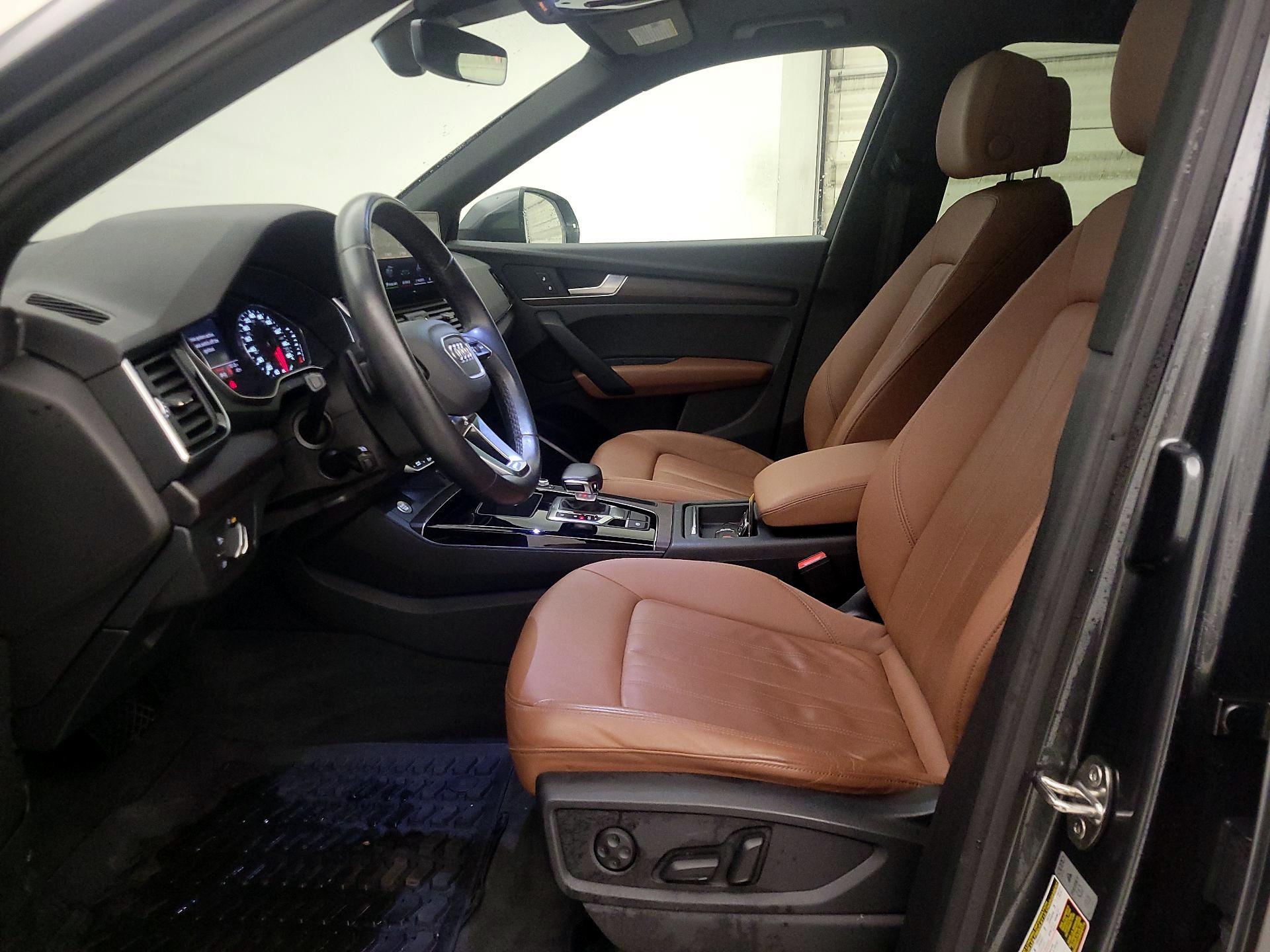 Thumbnail: 2022 Audi Q5 - 11