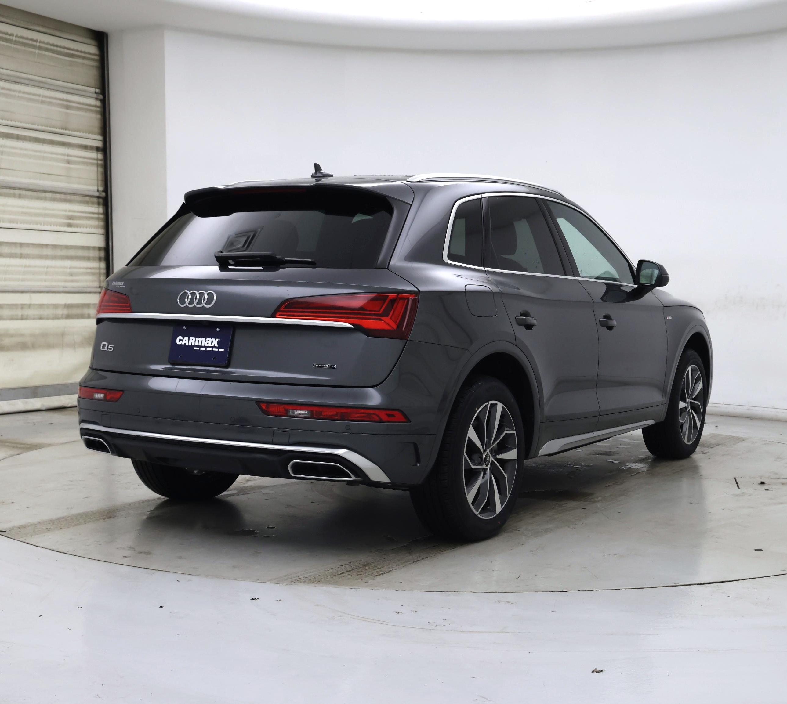 Thumbnail: 2022 Audi Q5 - 8