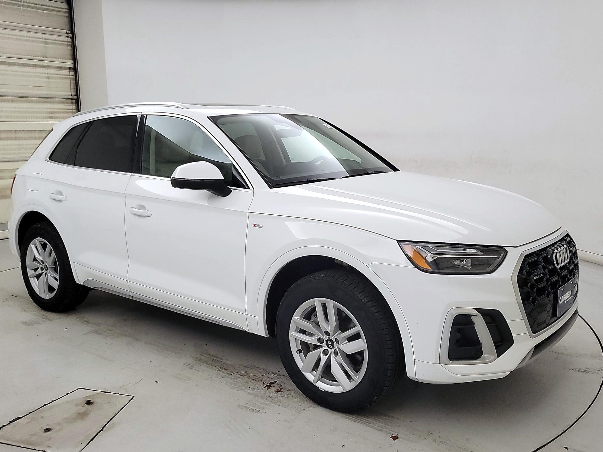 Thumbnail: 2022 Audi Q5 - 1