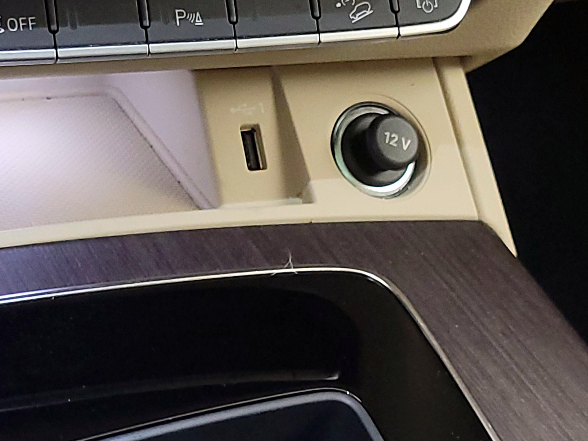 Thumbnail: 2022 Audi Q5 - 16