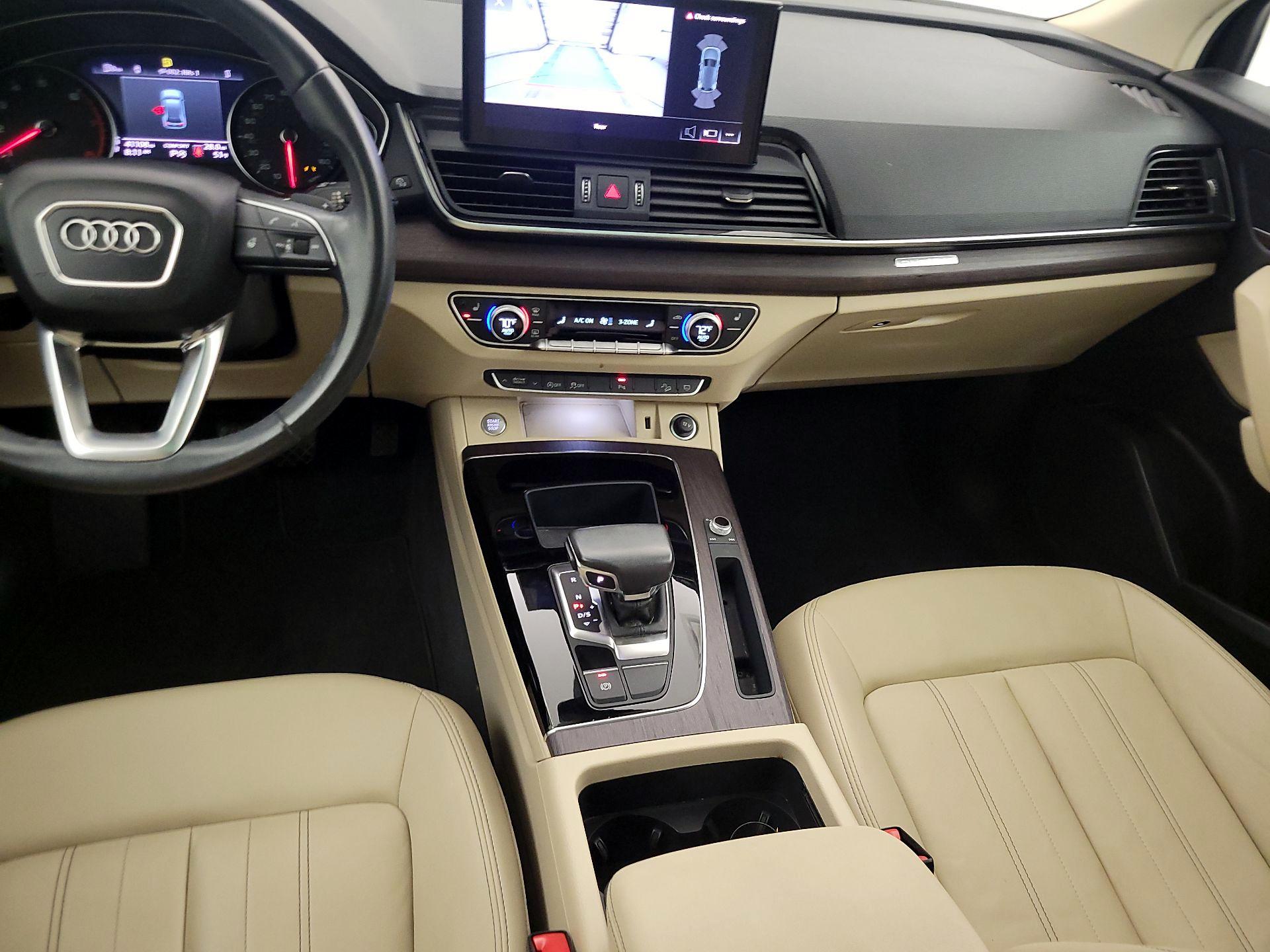 Thumbnail: 2022 Audi Q5 - 8