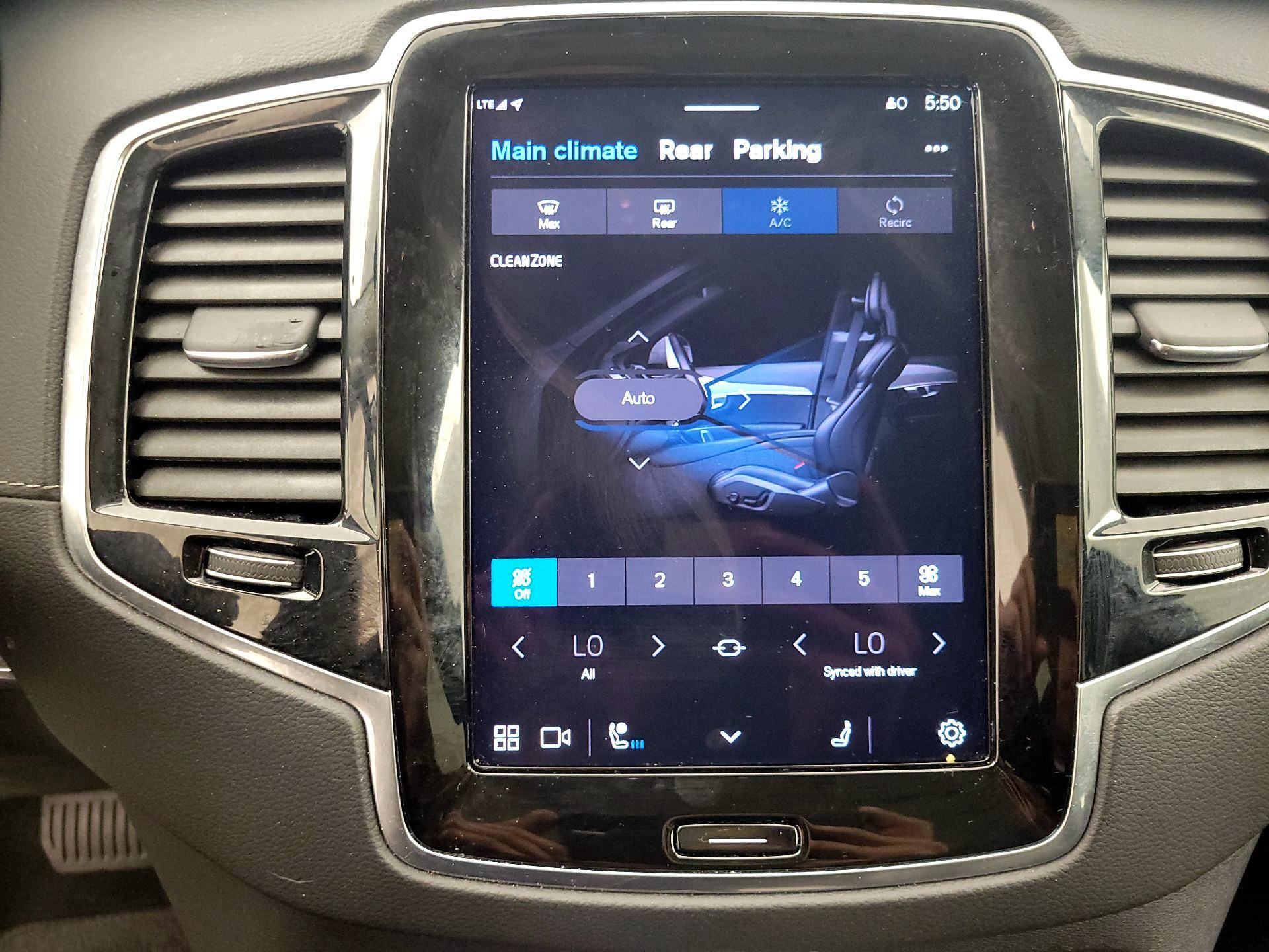 Thumbnail: 2023 Volvo XC90 - 17