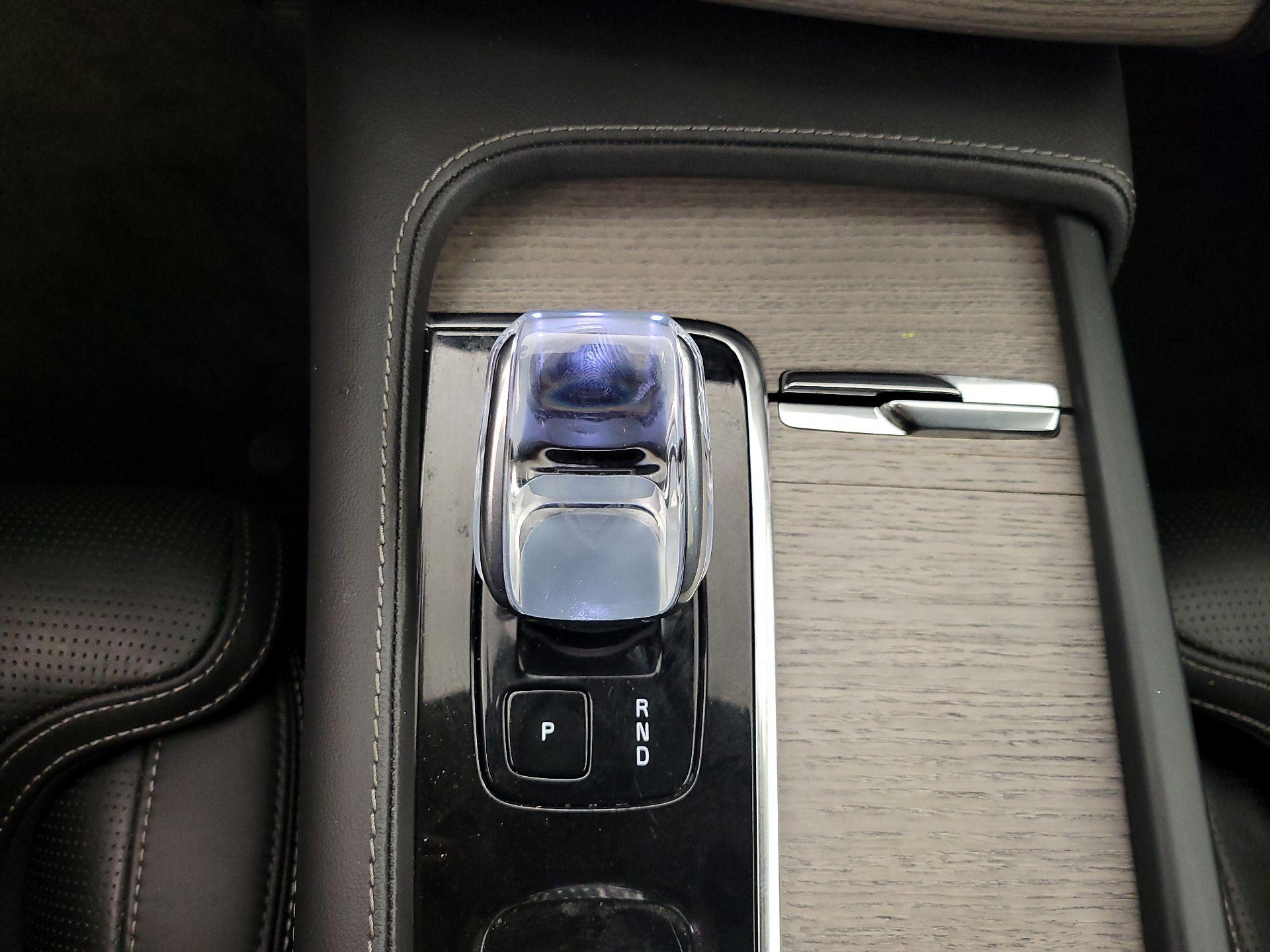 Thumbnail: 2023 Volvo XC90 - 18