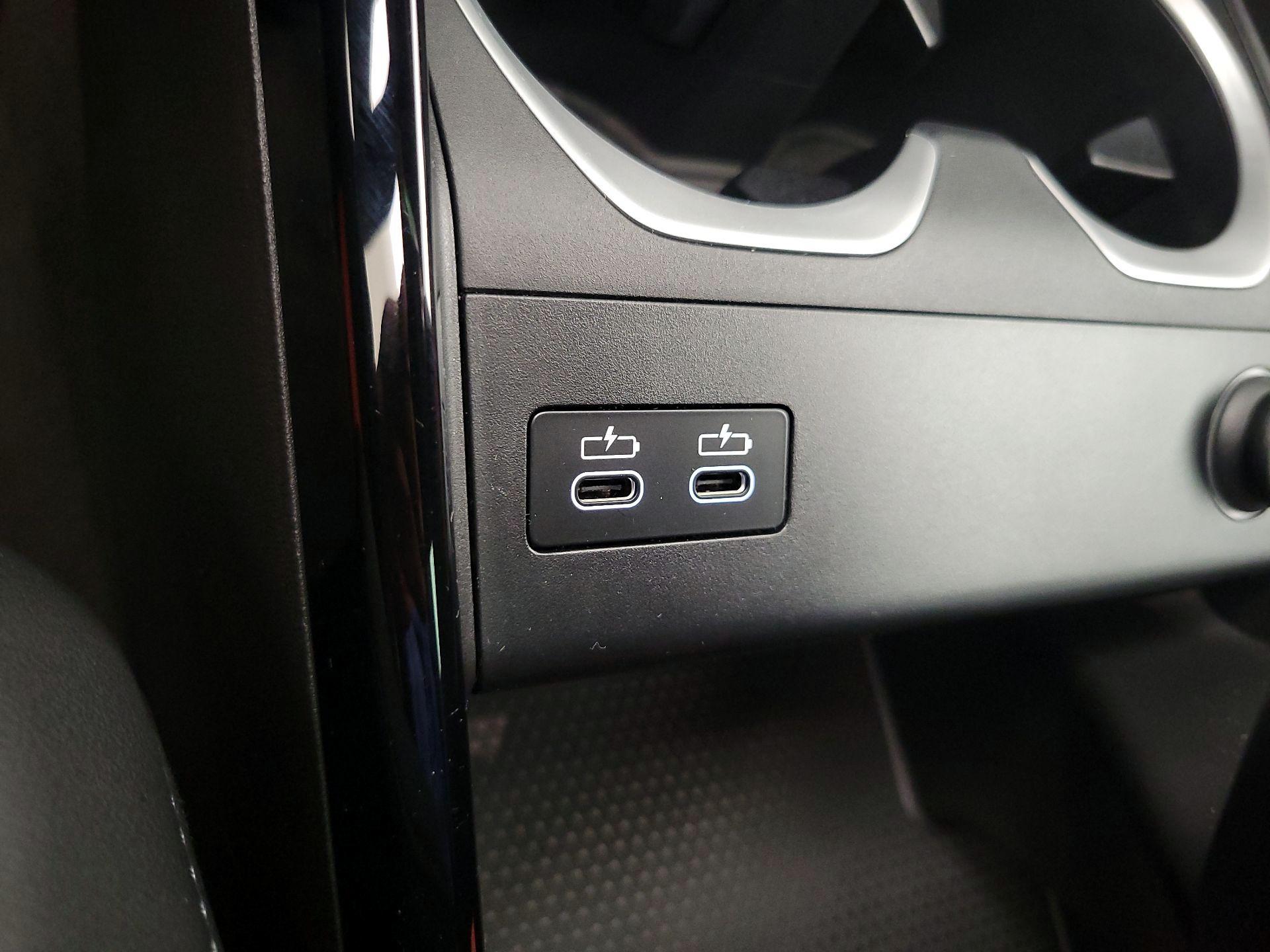 Thumbnail: 2025 BMW X2 - 18