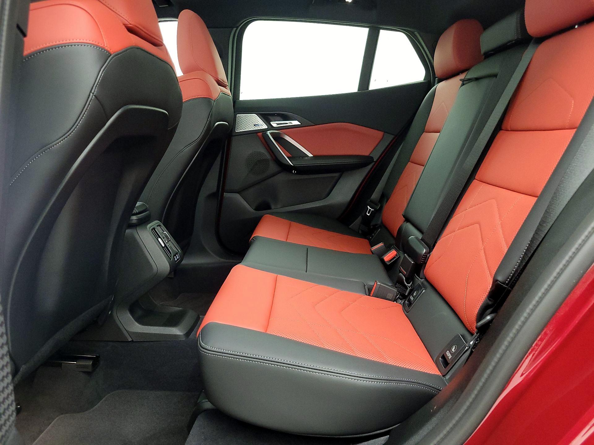 Thumbnail: 2025 BMW X2 - 20