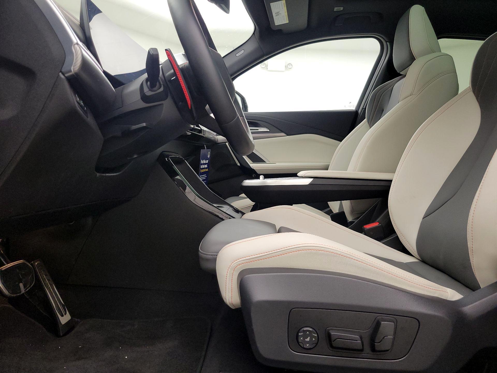 Thumbnail: 2025 BMW X2 - 11