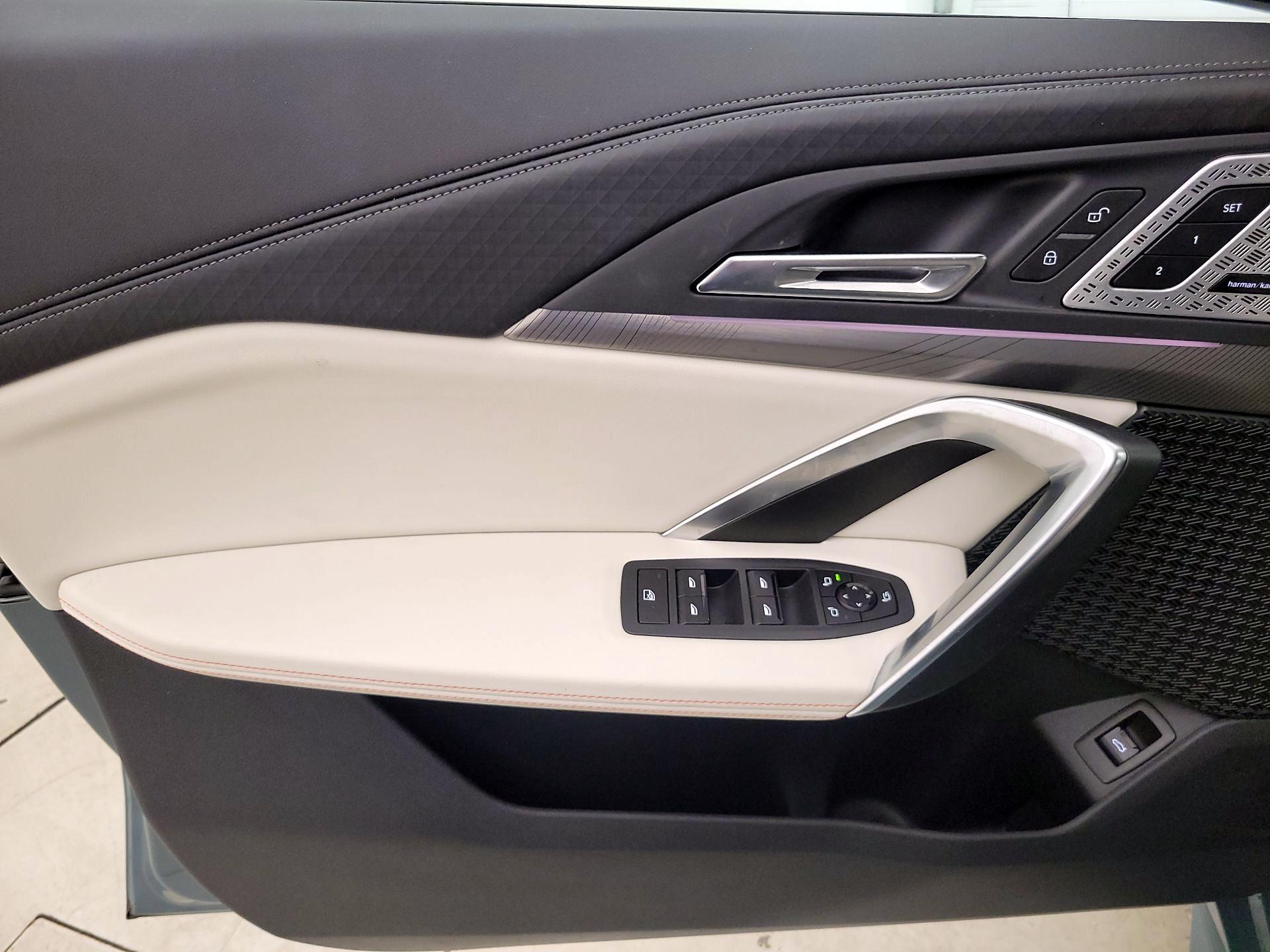 Thumbnail: 2025 BMW X2 - 12