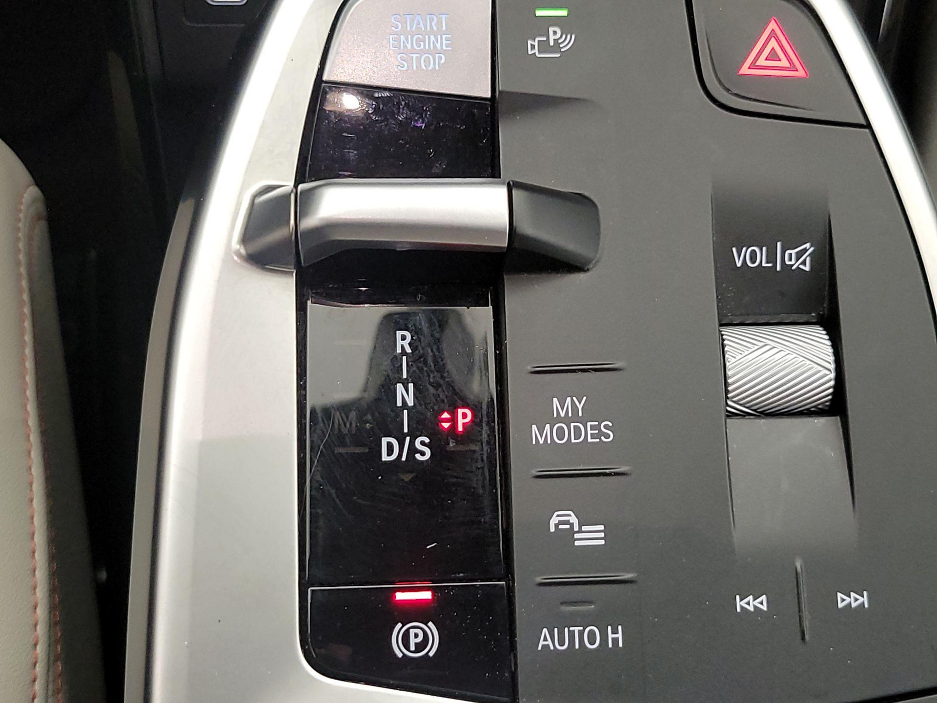 Thumbnail: 2025 BMW X2 - 17