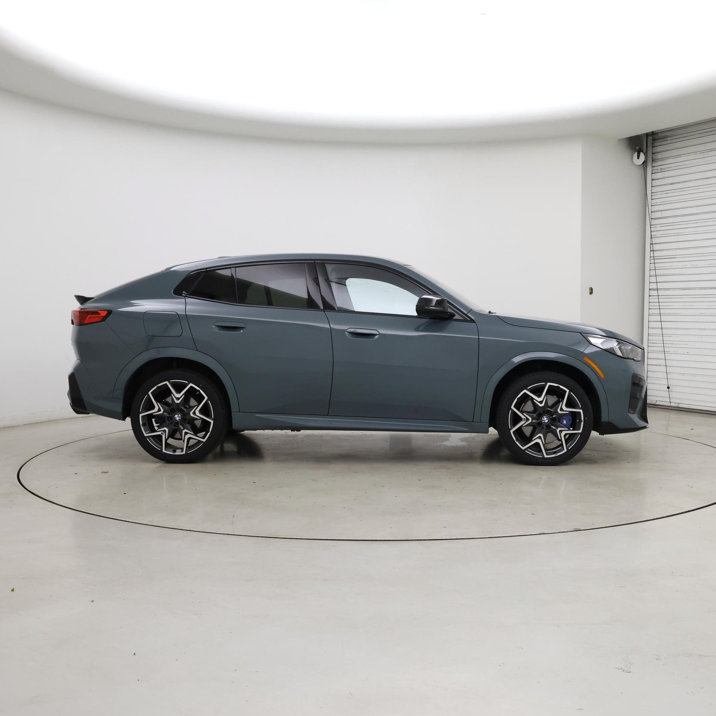 Thumbnail: 2025 BMW X2 - 7