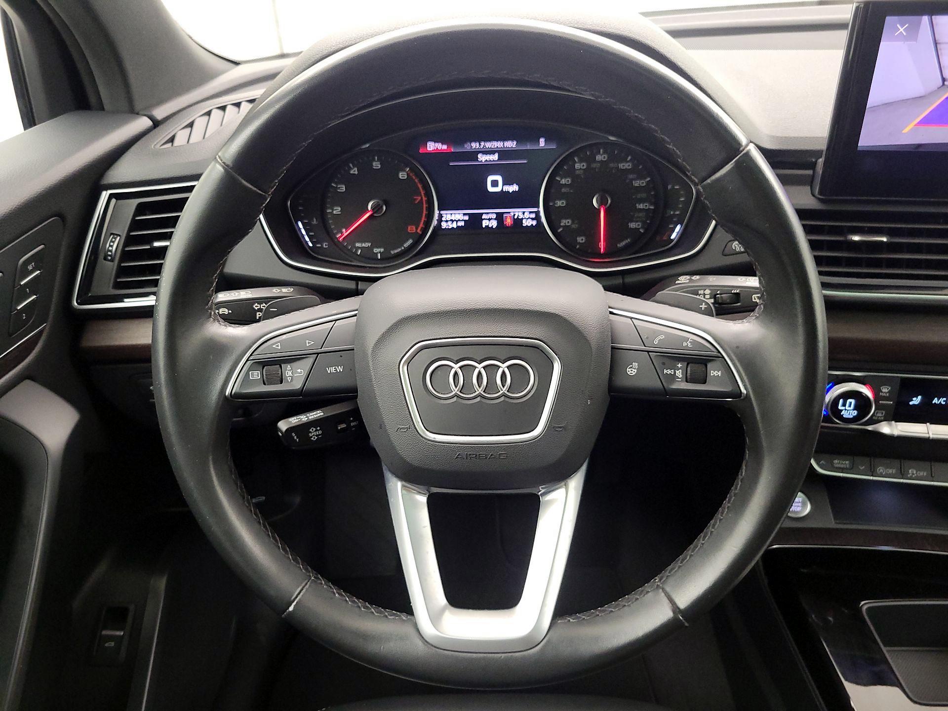 Thumbnail: 2023 Audi Q5 - 10
