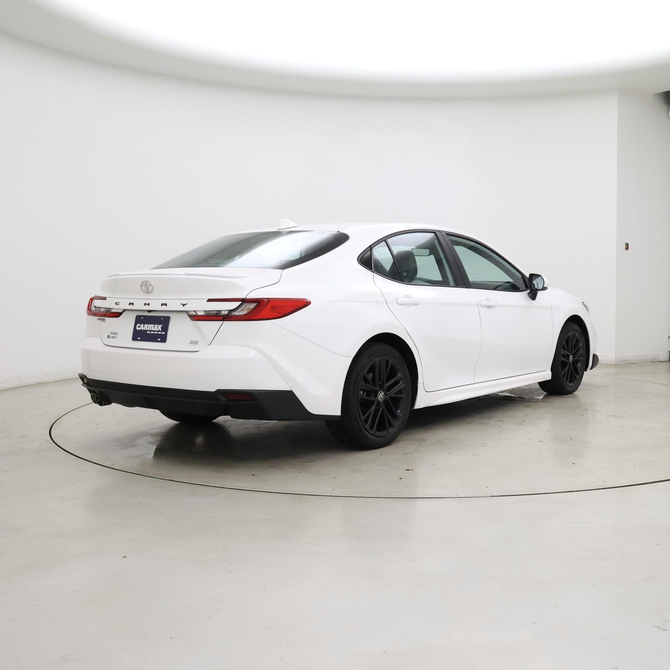 Thumbnail: 2025 Toyota Camry - 8