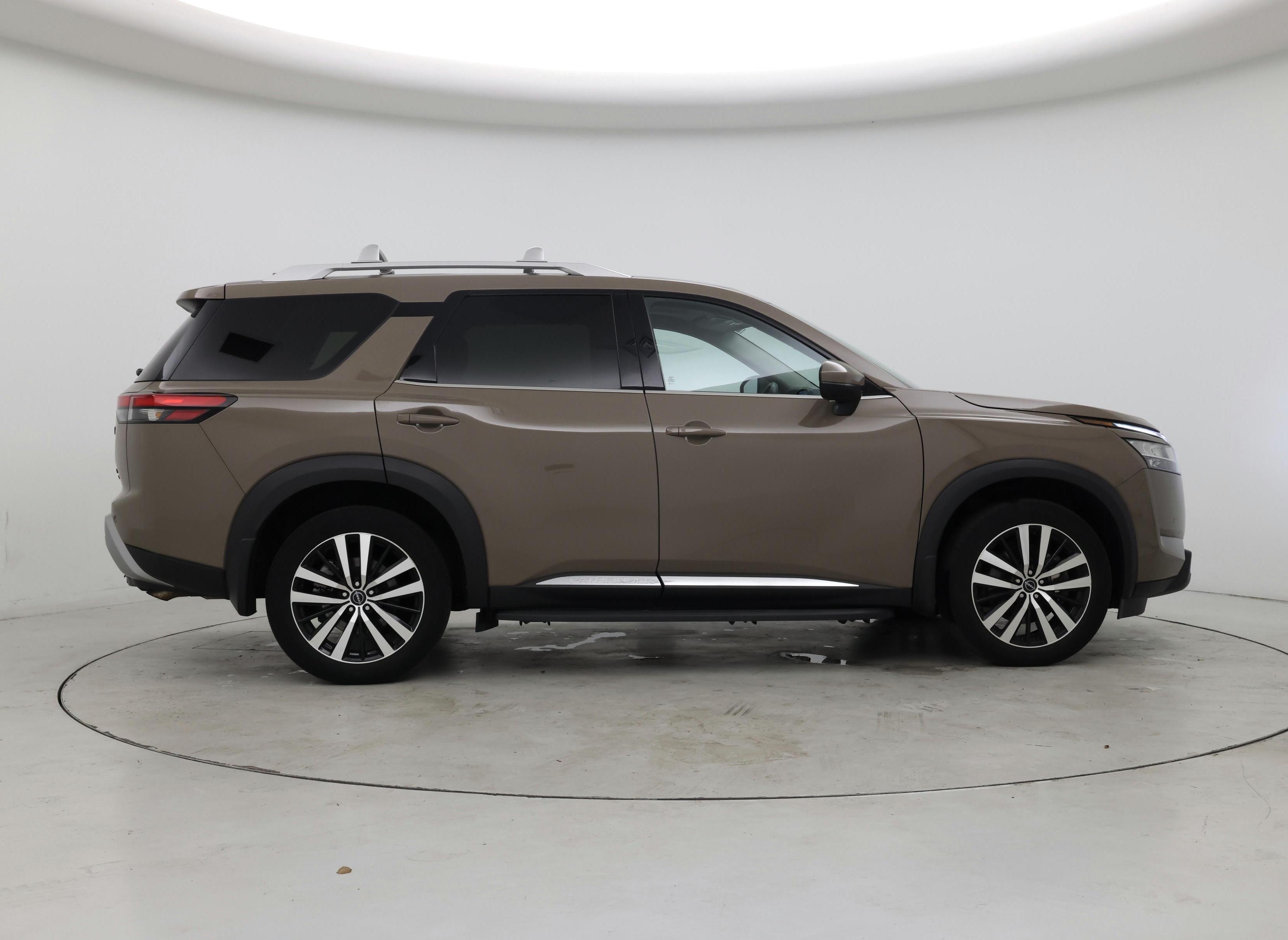 Thumbnail: 2024 Nissan Pathfinder - 7