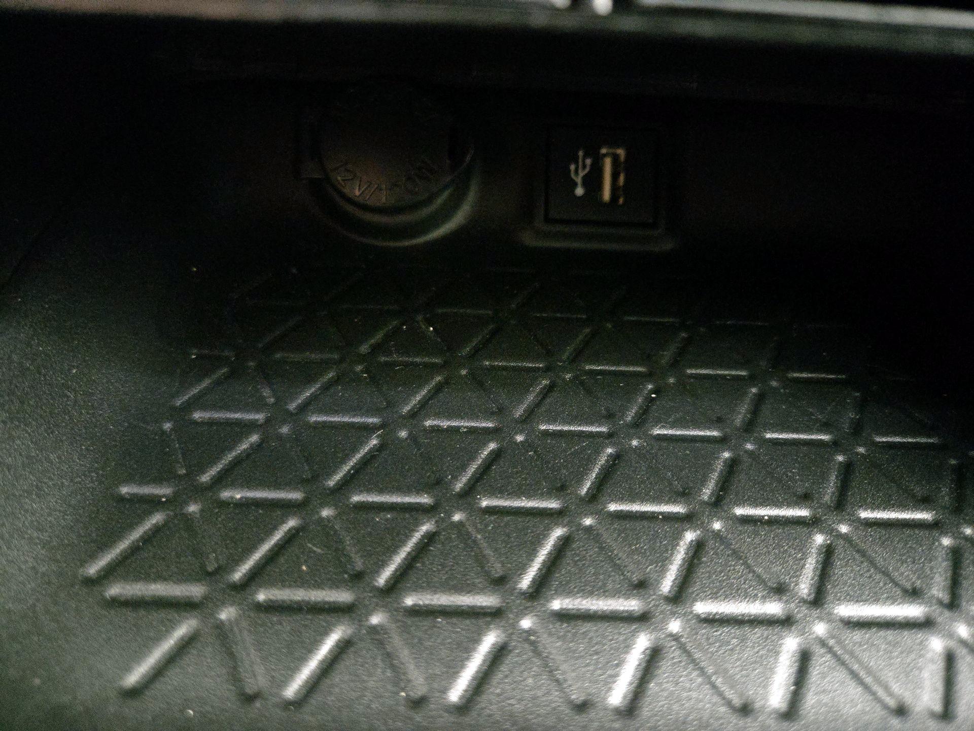 Thumbnail: 2023 Toyota RAV4 - 18