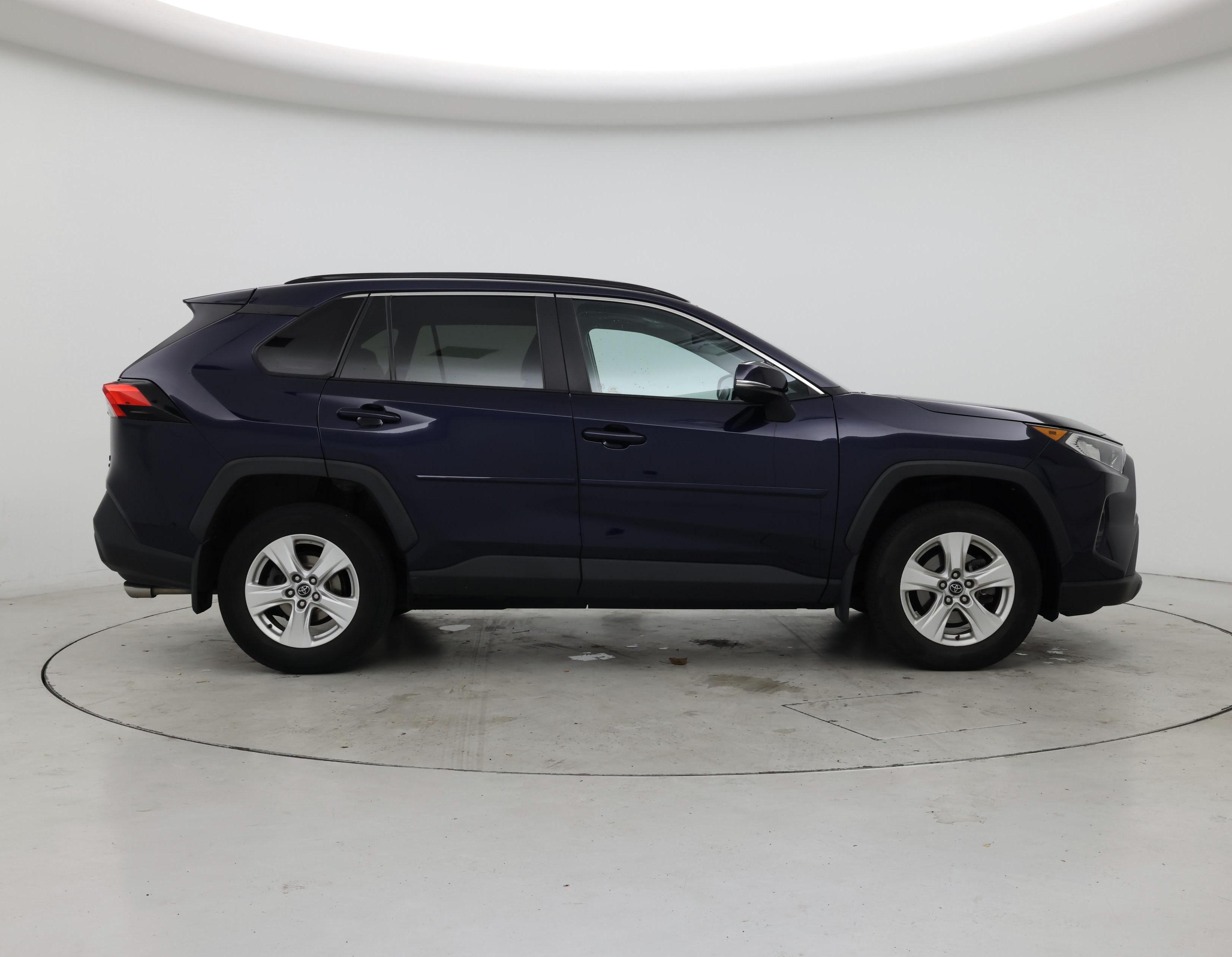 Thumbnail: 2020 Toyota RAV4 - 7