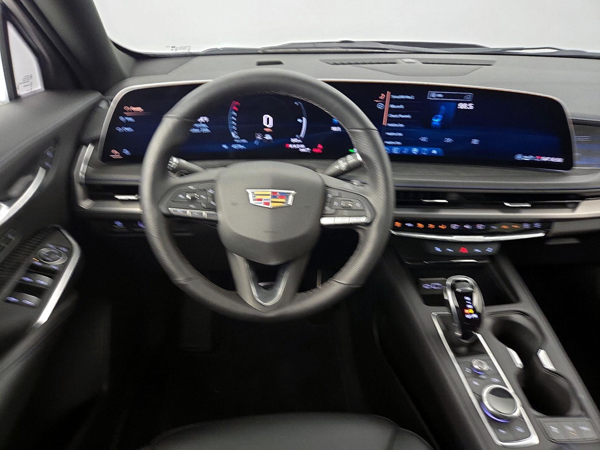 Thumbnail: 2025 Cadillac XT4 - 10